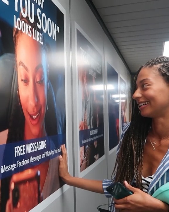 😍&hearts;️ Look who I finally saw in person...ME!!! What a blessing! After getting multiple photos from so many loved ones of my ad in several airports in the U.S., I finally got to see it in person. Words cannot explain this feeling of gratitude, h