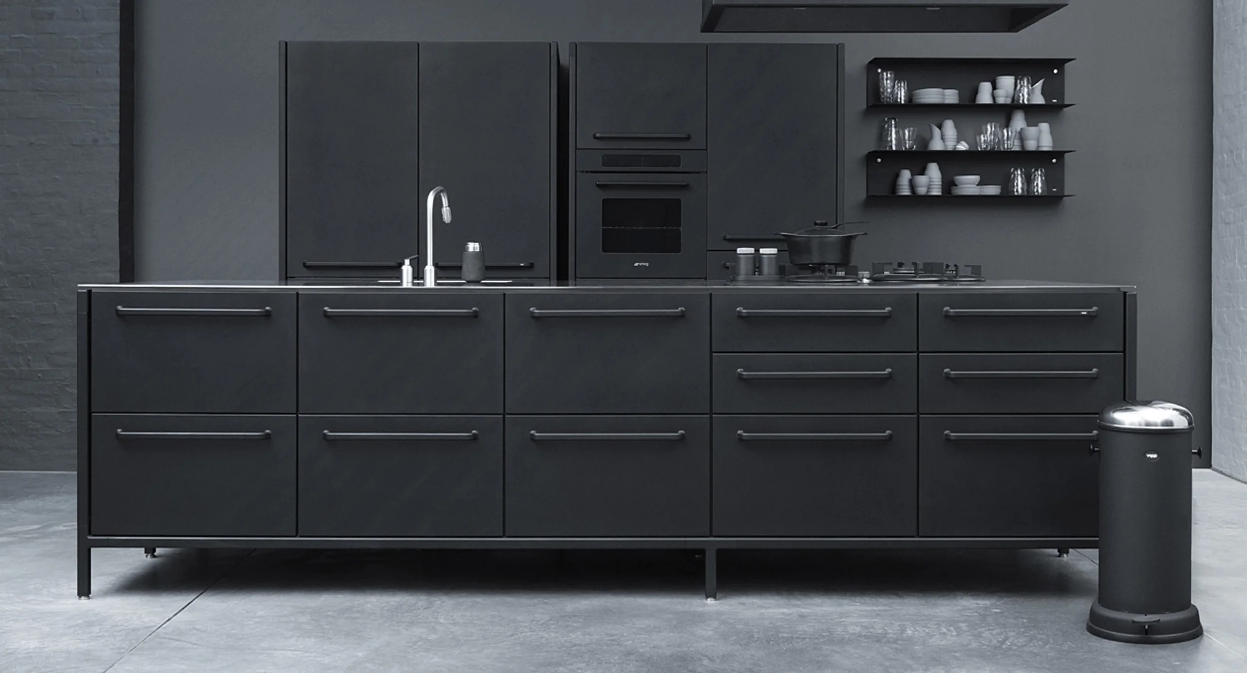 vips kitchen and pedal bin