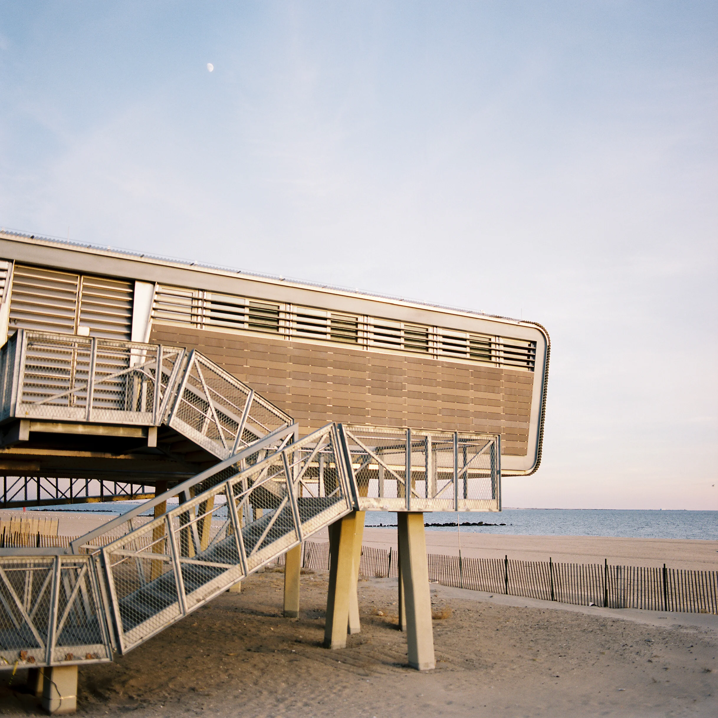 Siousca Photography-Portrait Photographer-NYC-travel photographer-coney island-002.jpg