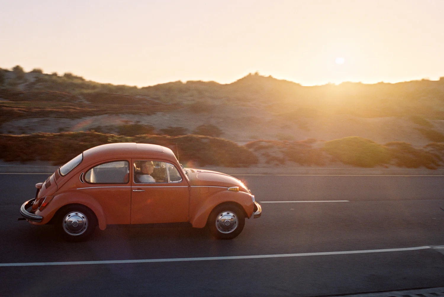 Siousca_Photography_Philadelphia_travel_photographer_san_francisco_volkswagen_beetle_pacific_coast_beach_highway-001.jpg