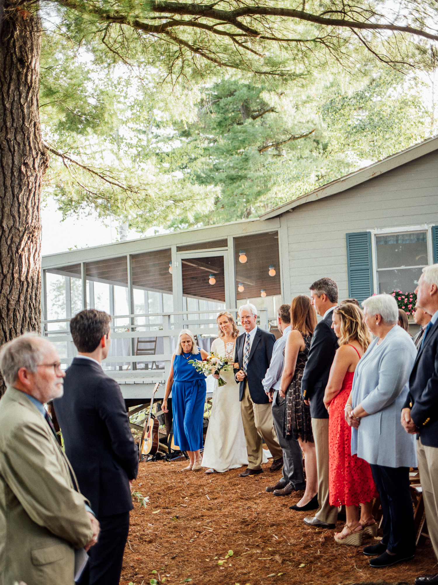 033-siousca-maineweddingphotographer-backyardwedding-mainewedding.jpg