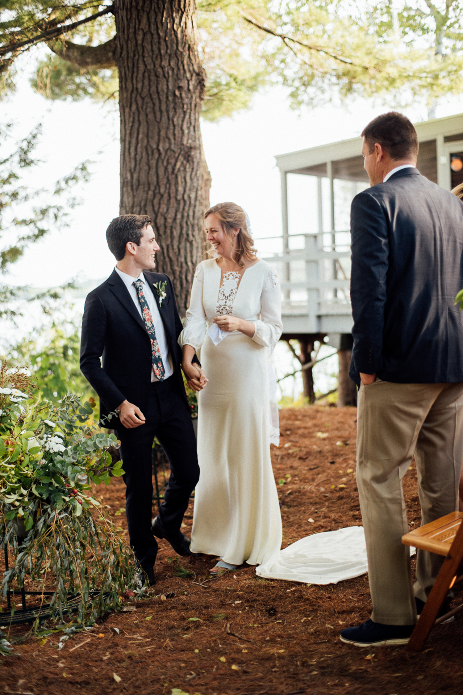 048-siousca-maineweddingphotographer-backyardwedding-mainewedding.jpg