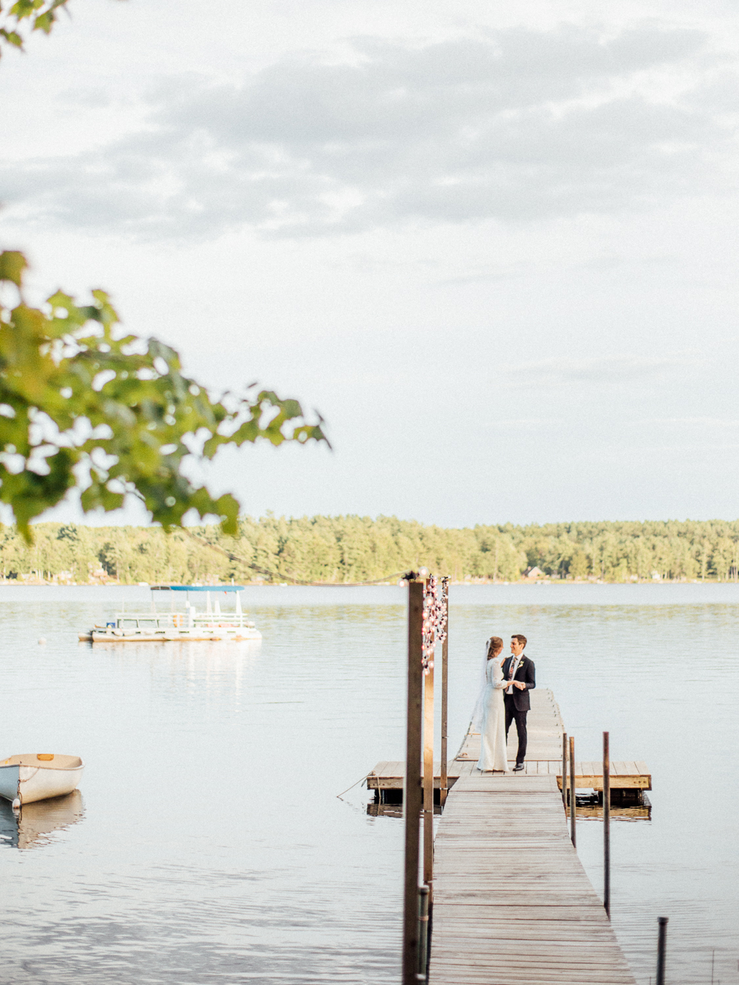 056-siousca-maineweddingphotographer-backyardwedding-mainewedding.jpg