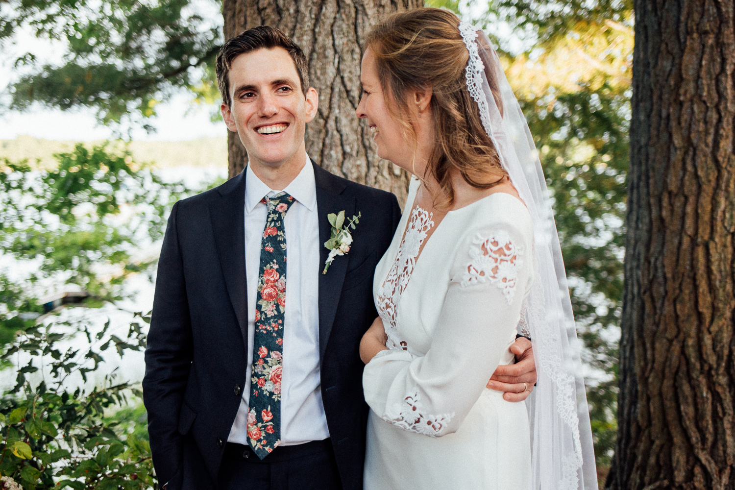 062-siousca-maineweddingphotographer-backyardwedding-mainewedding.jpg