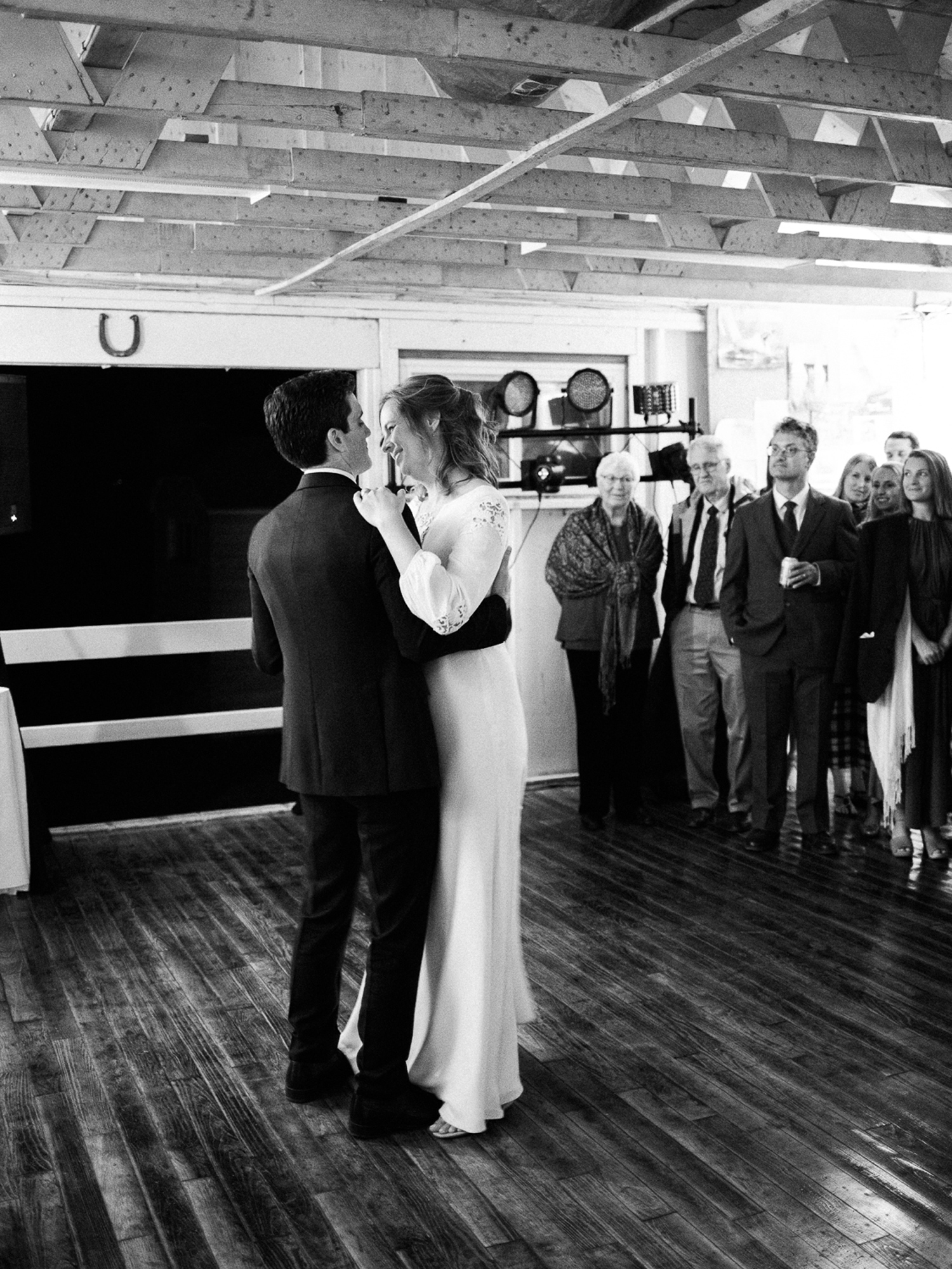 086-siousca-maineweddingphotographer-backyardwedding-mainewedding.jpg