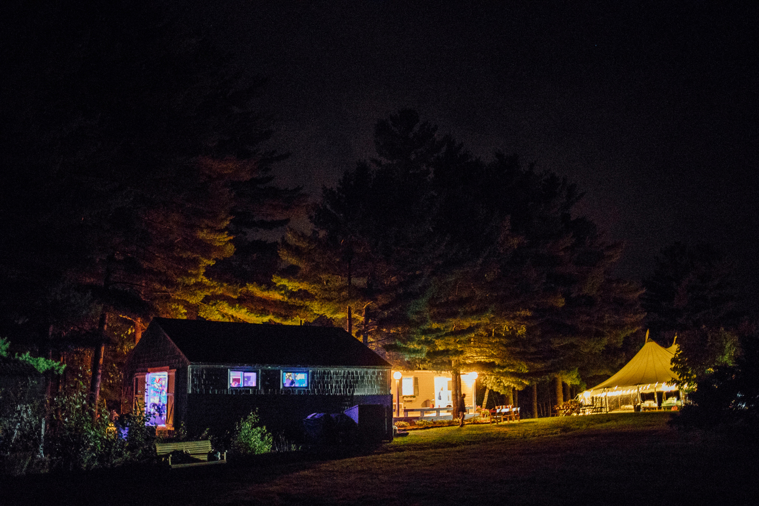 102-siousca-maineweddingphotographer-backyardwedding-mainewedding.jpg
