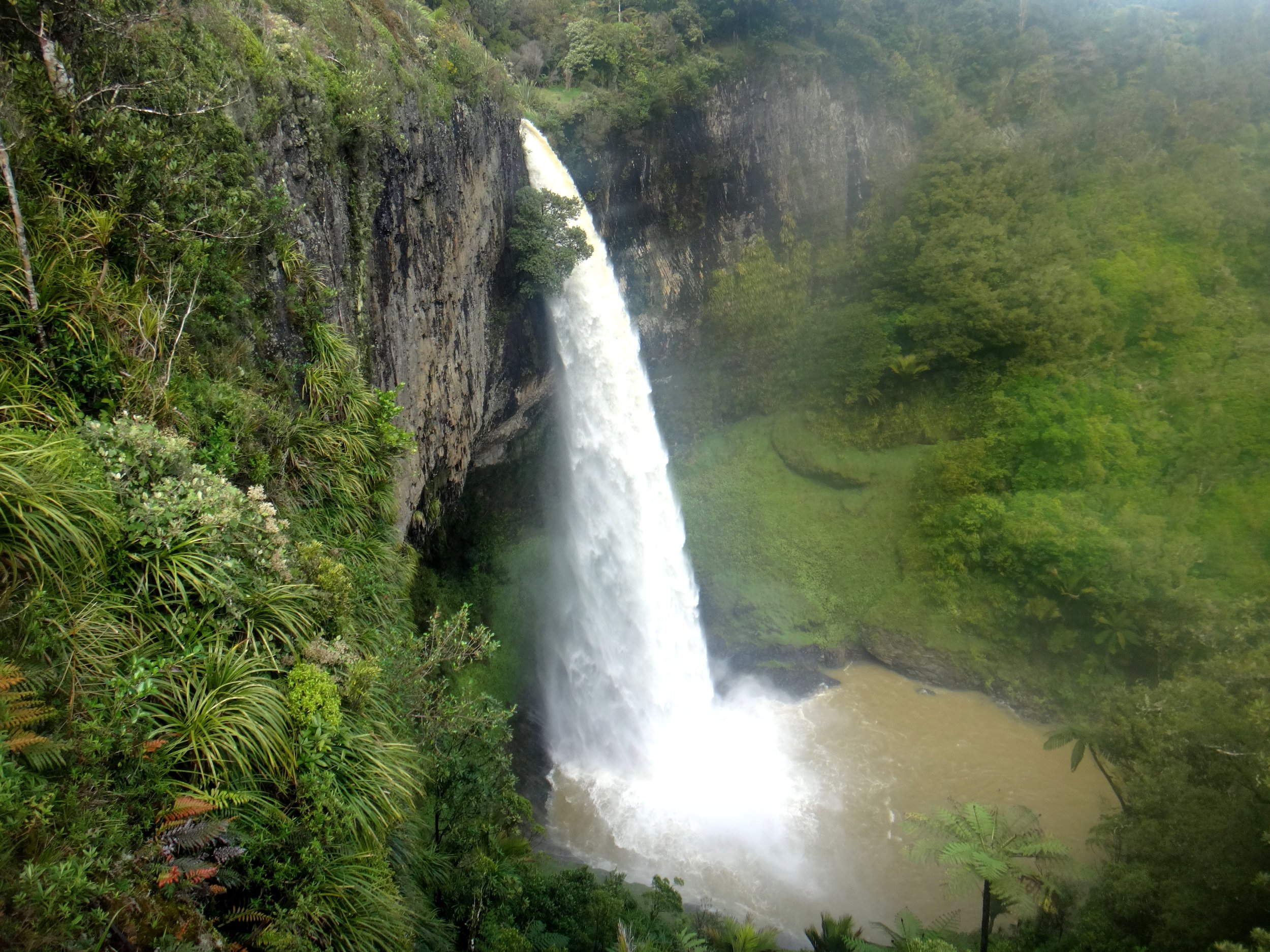 Side view of Bridal Veil Falls.