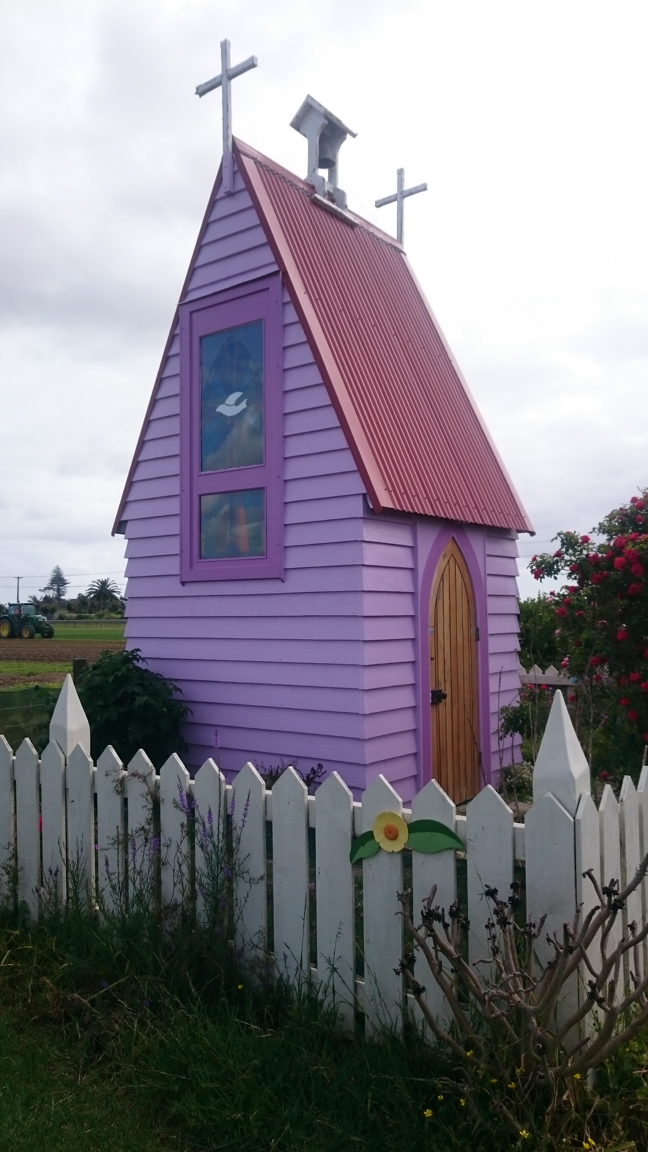 New Zealand's smallest church!