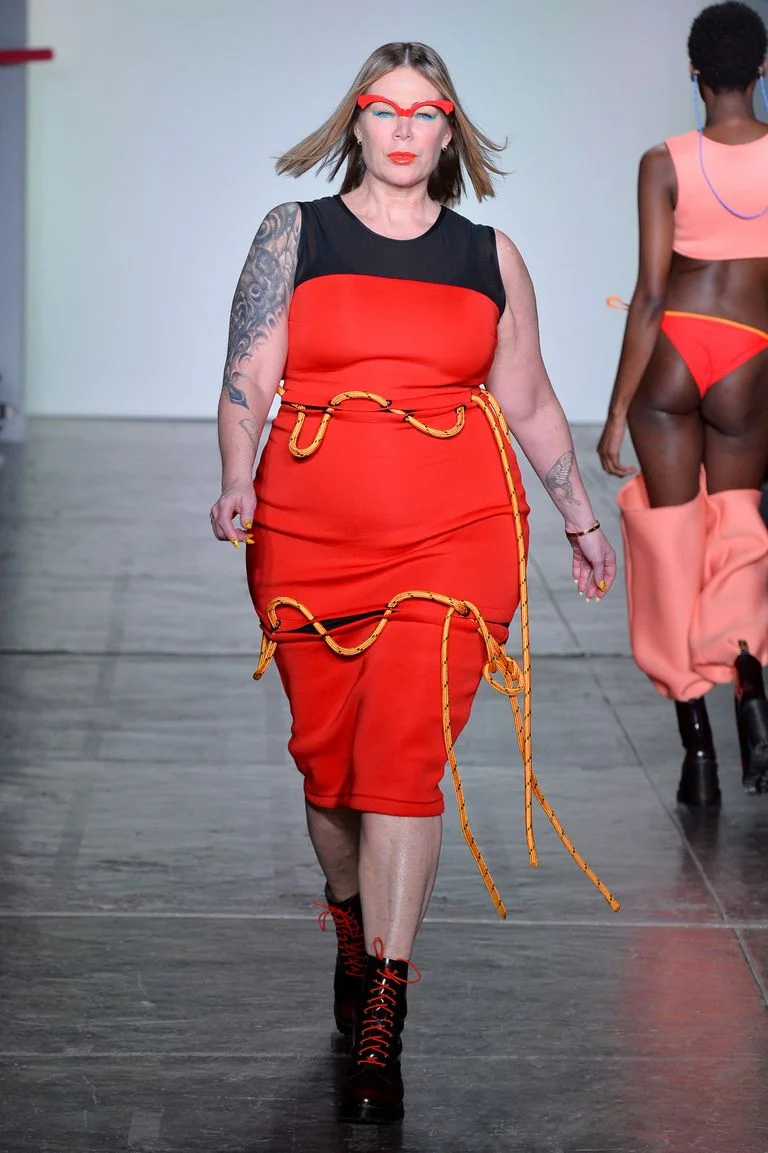  Mia Michaels 