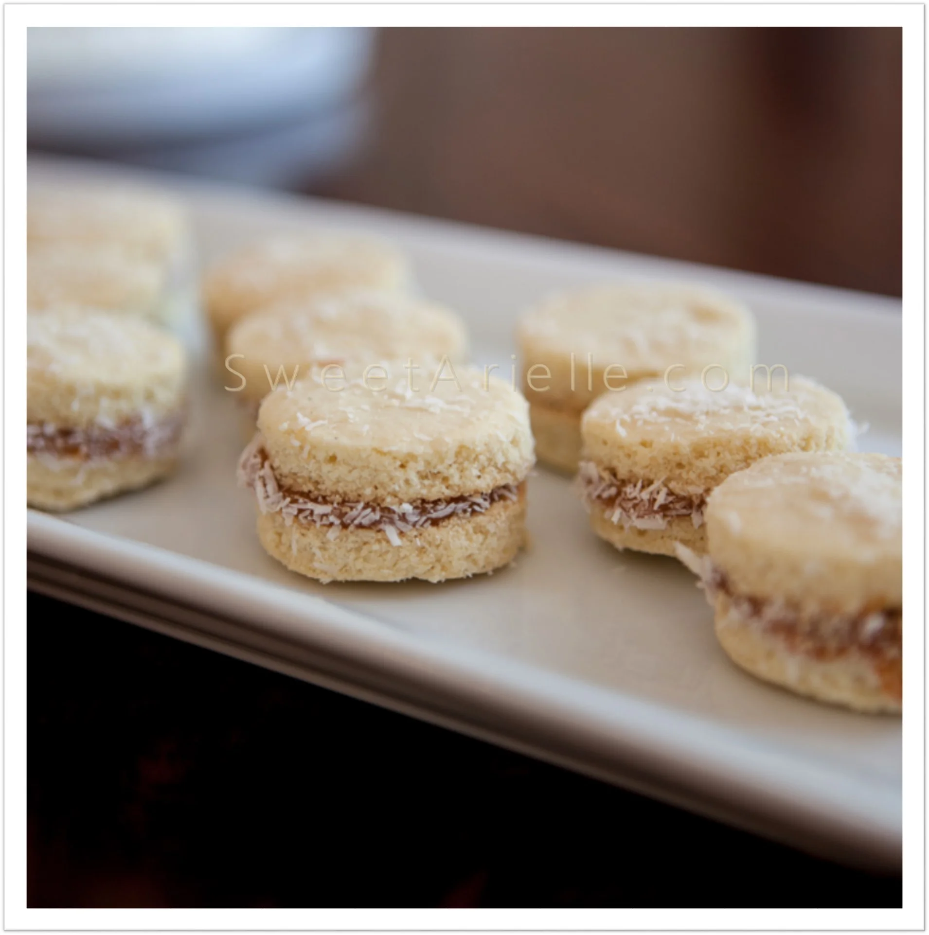 Alfajores Cookies 2.jpg
