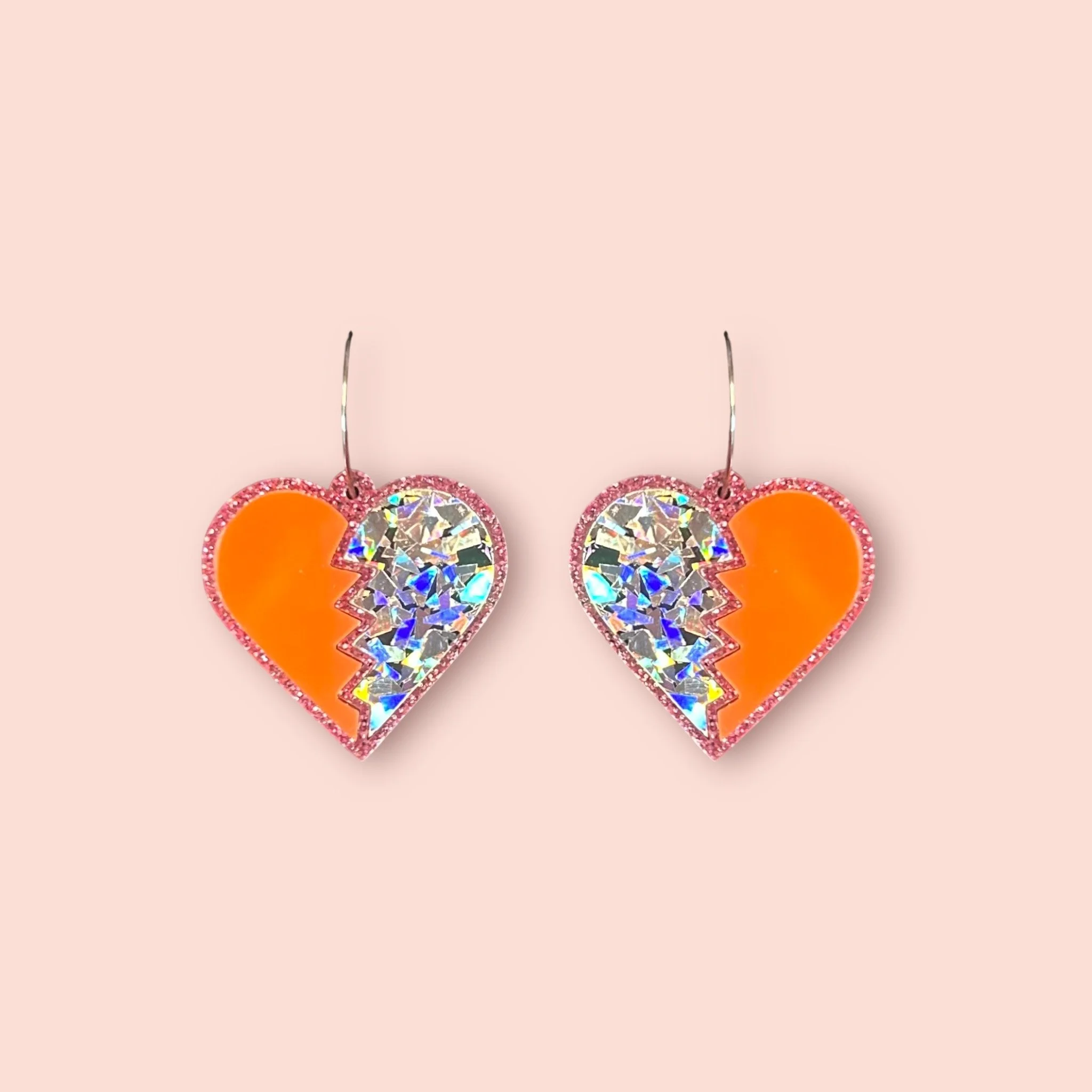 MEDIUM HEART BREAKER HOOPS (J)