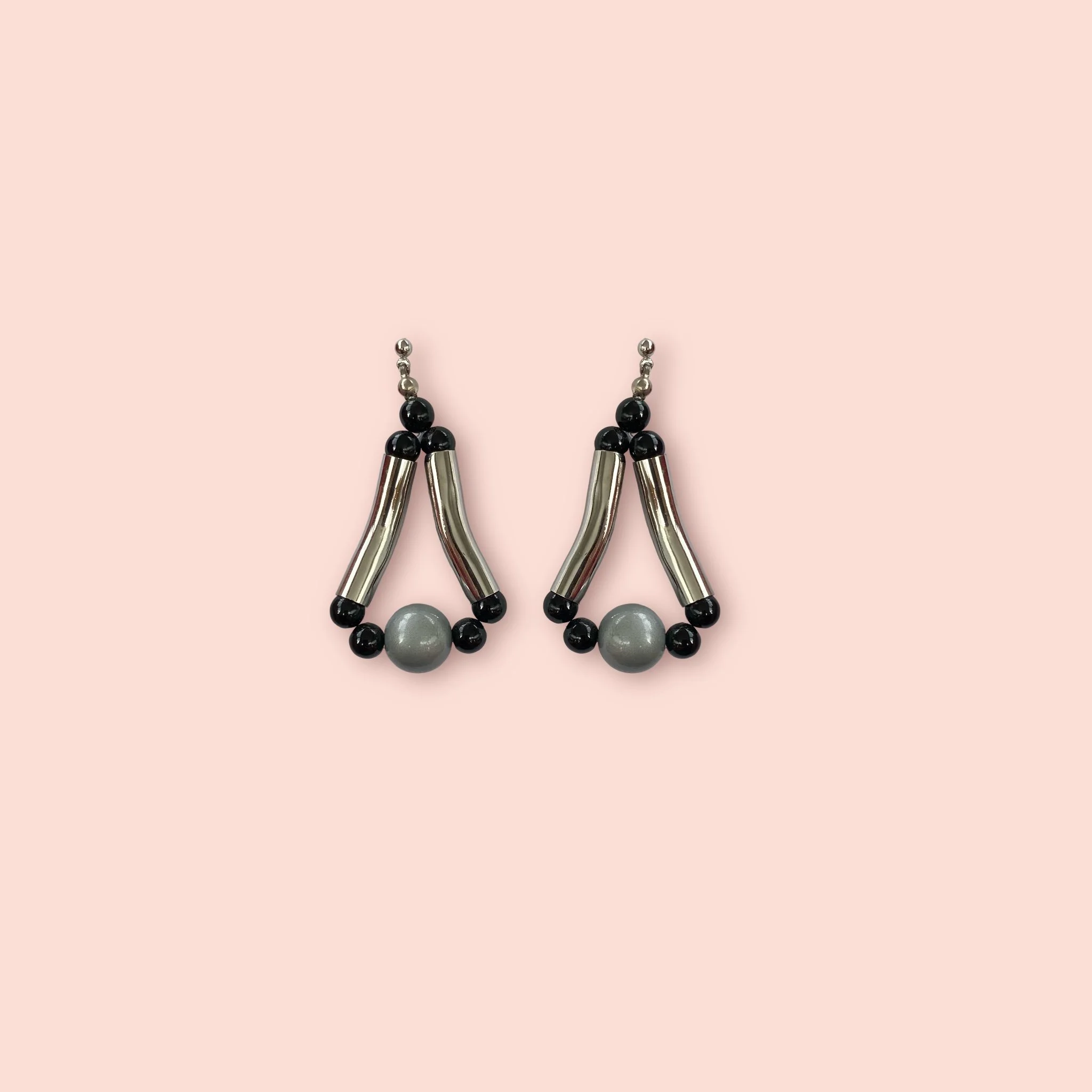 GREY/BLACK BALL DANGLERS