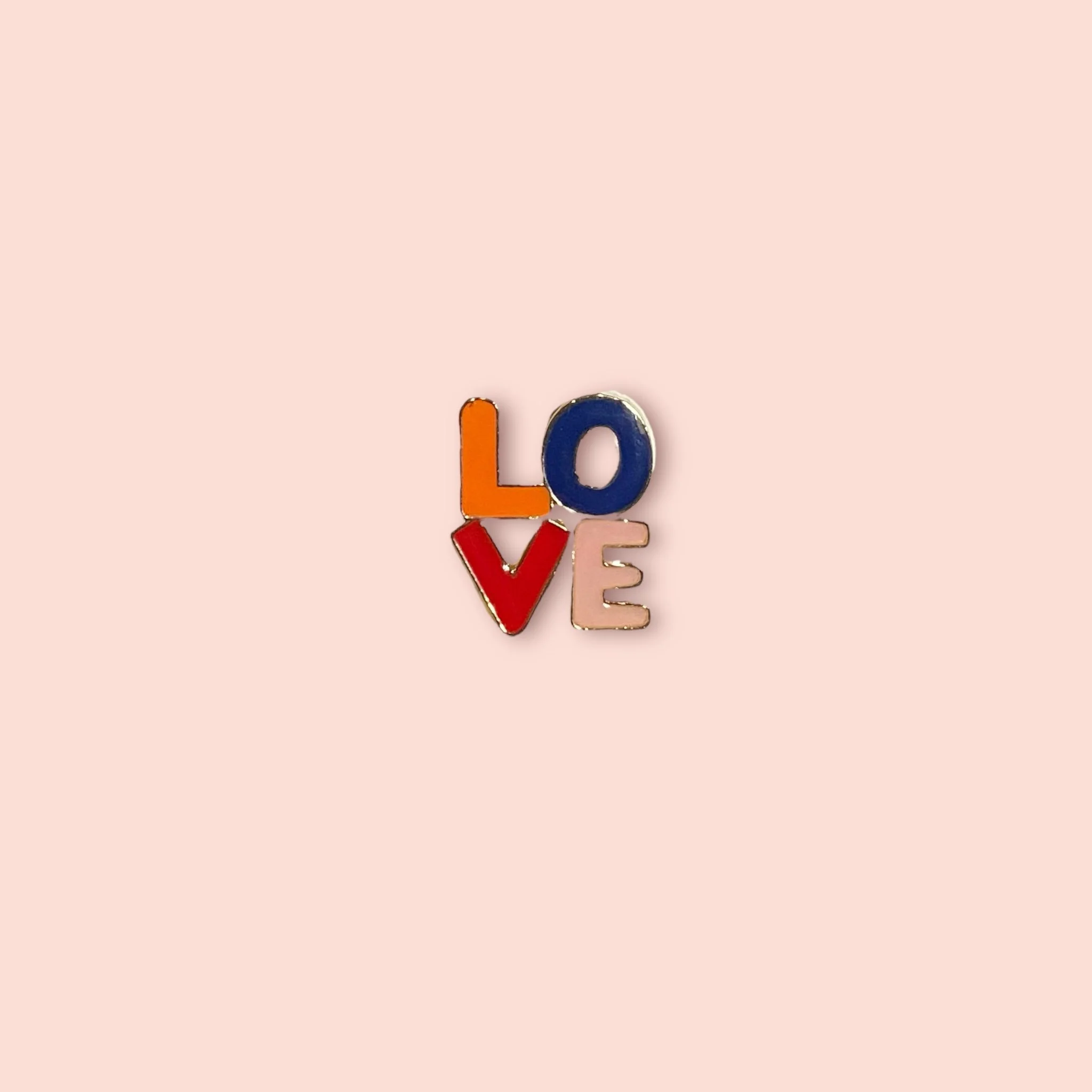 LOVE PIN