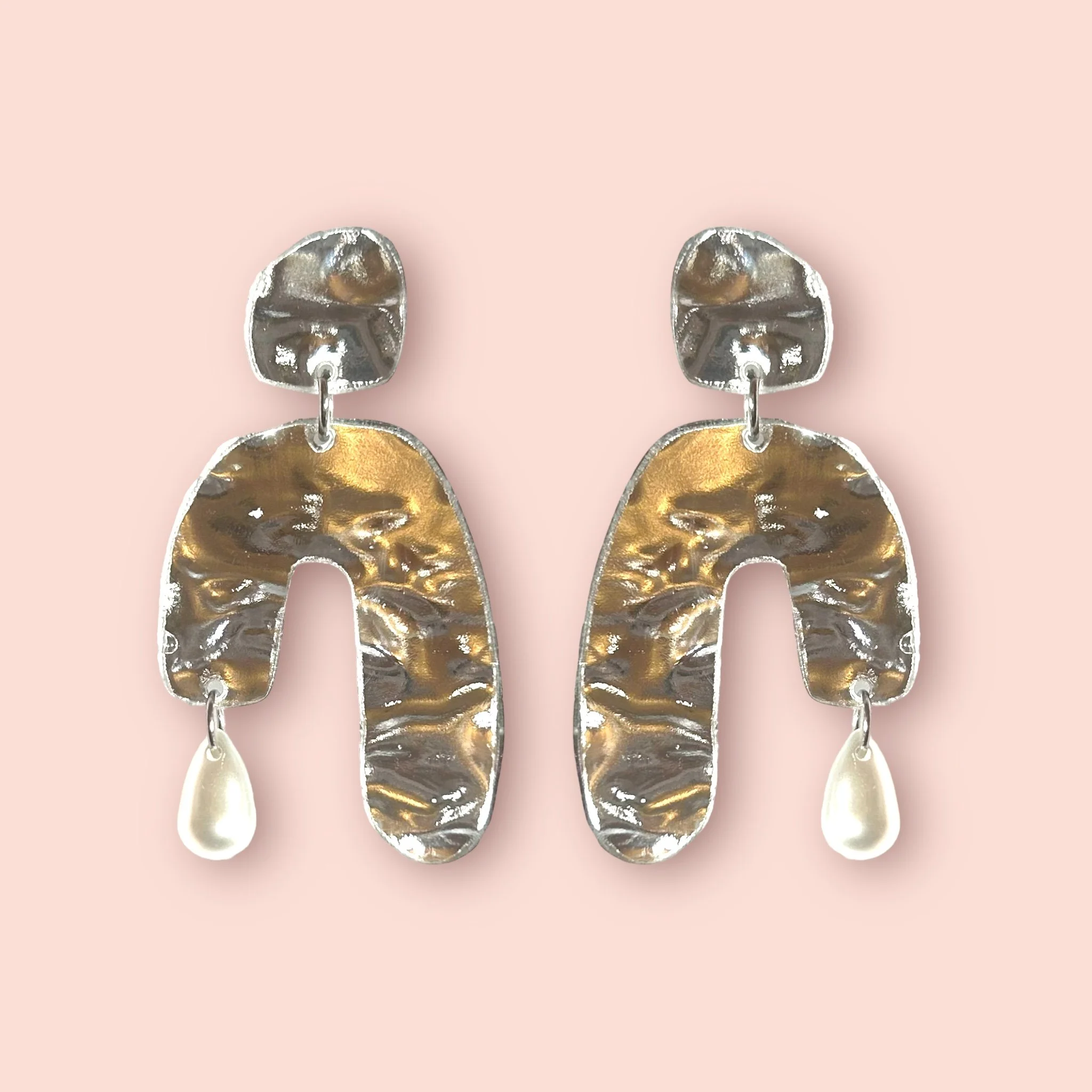 WAVE PEARL DROP STUDS  - SILVER CHROME RIPPLE WAVE