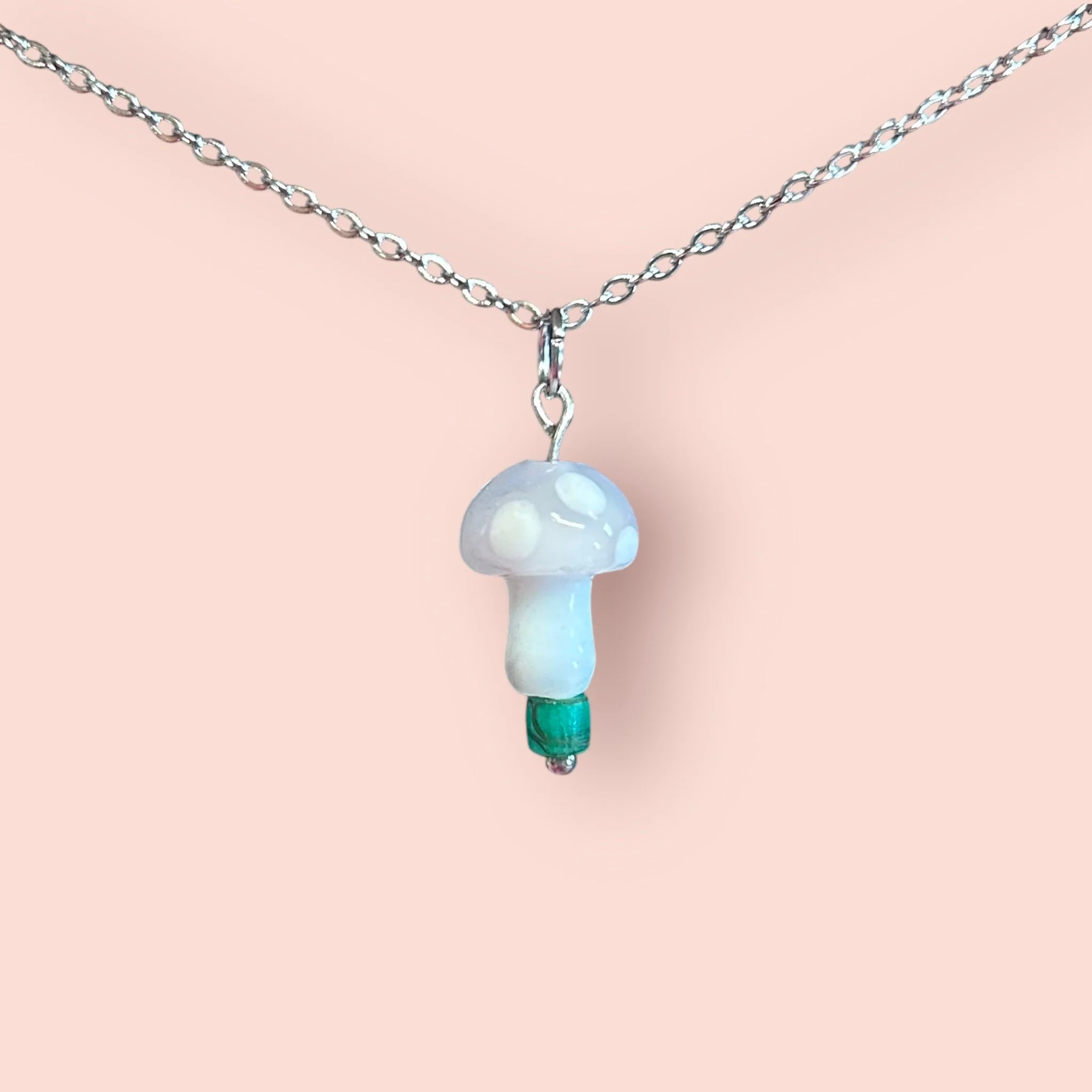 GLASS MUSHROOM PENDANT NECKLACE