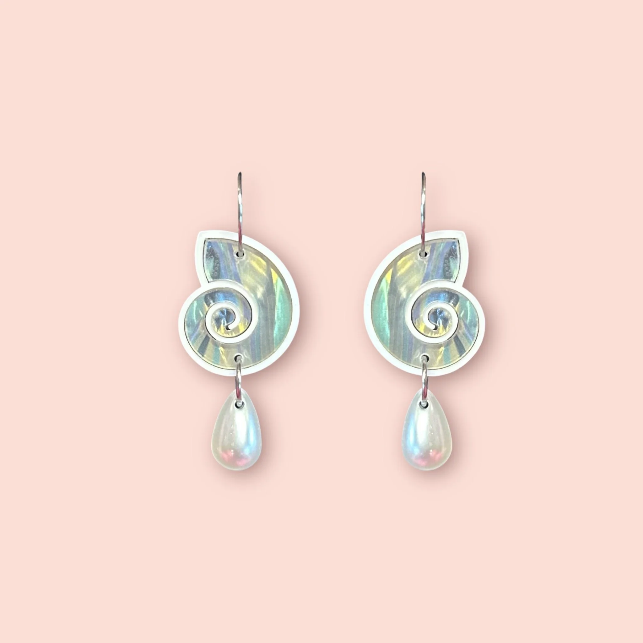 SUNDIAL PEARL DROP SHELL HOOPS (SAMPLE) (A)