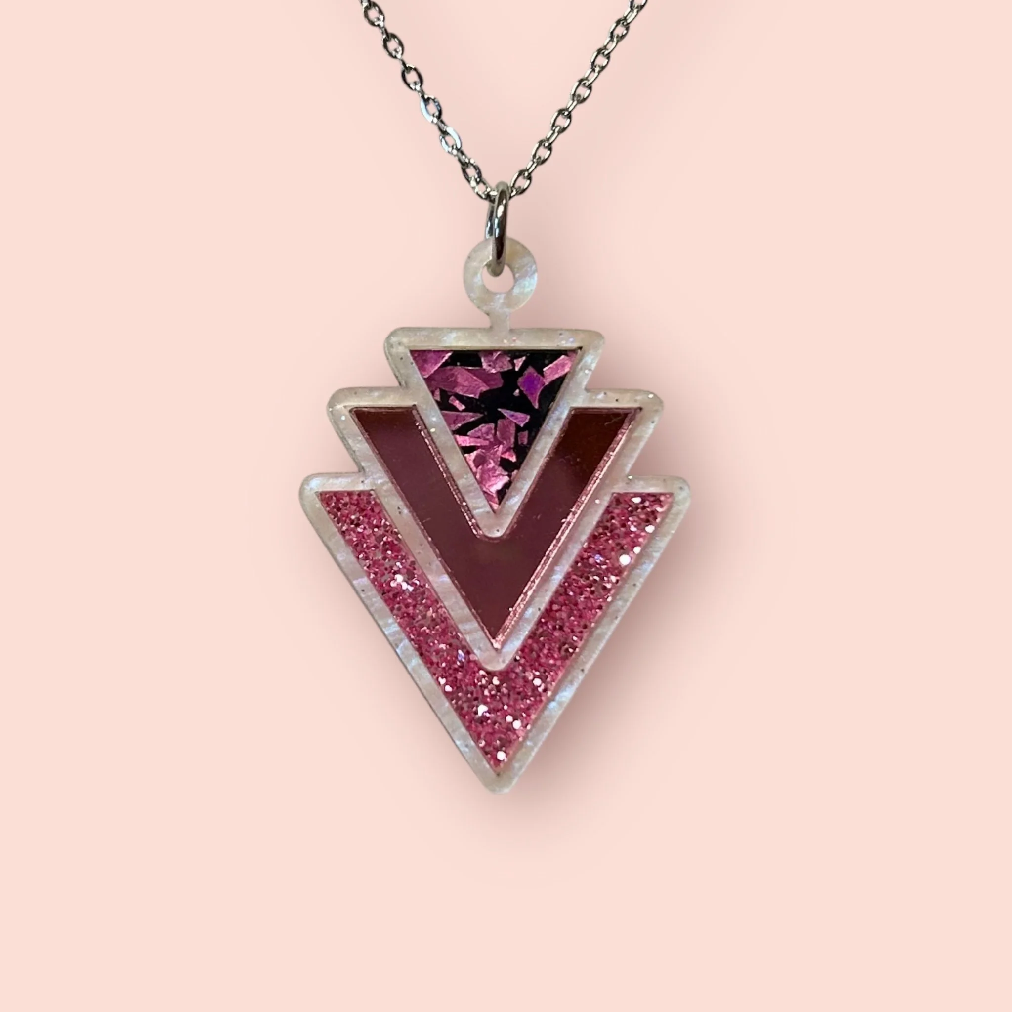 DECO DANGLER PENDANT NECKLACE (E)
