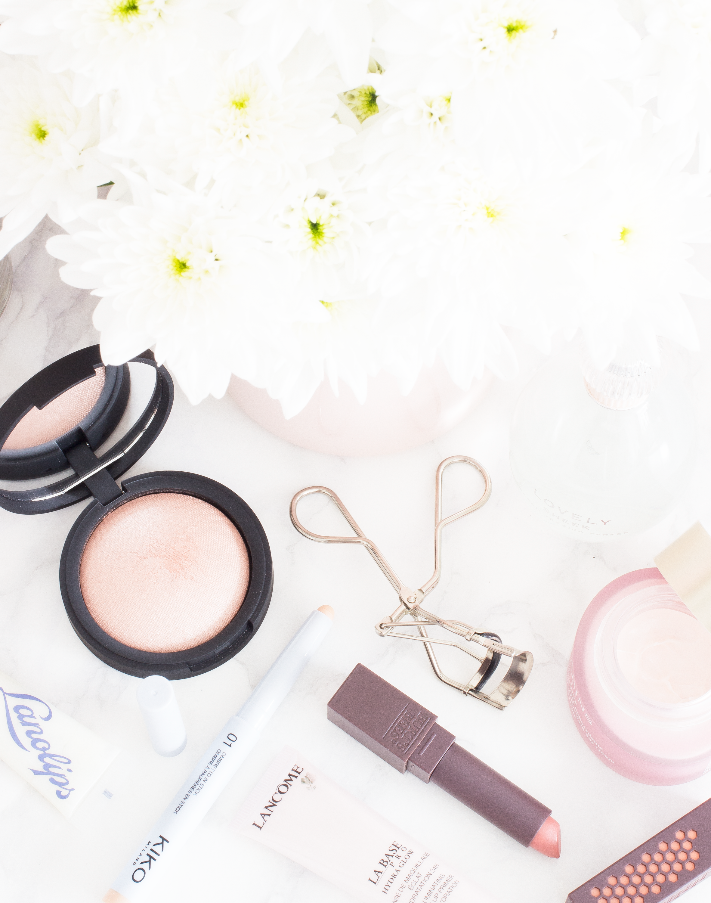The Least Groundbreaking Makeup Look For Spring 