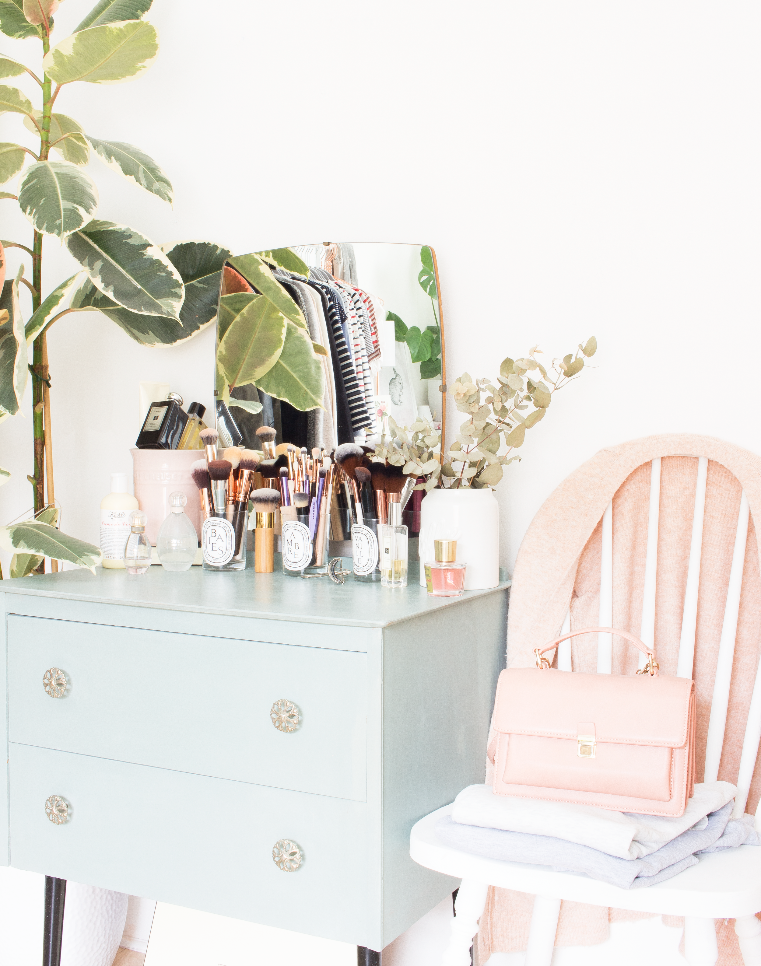 The Dresser Of Dreams 