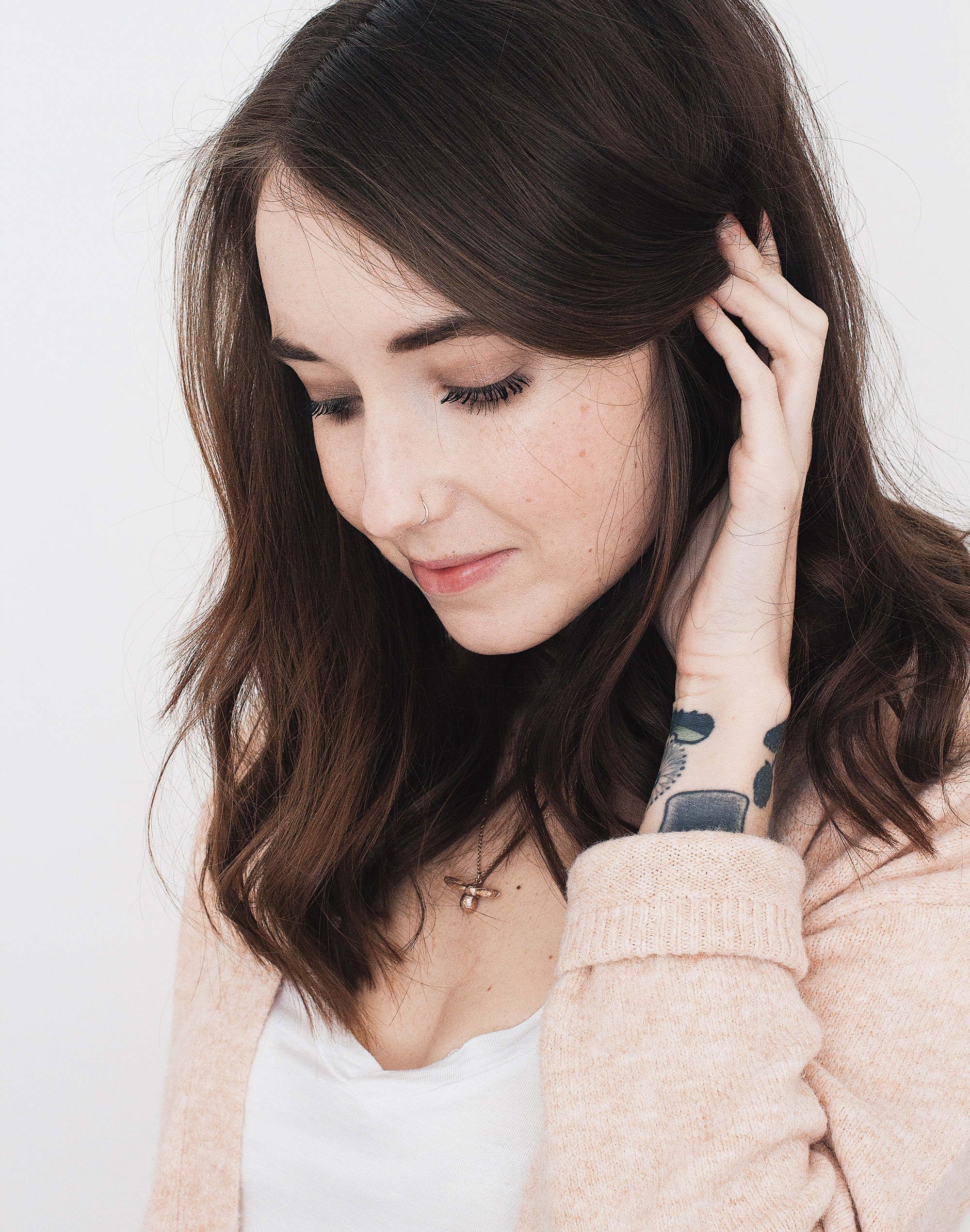 4 Things That Really Make Fine Hair Thicker & Aren't Stupidly Expensive