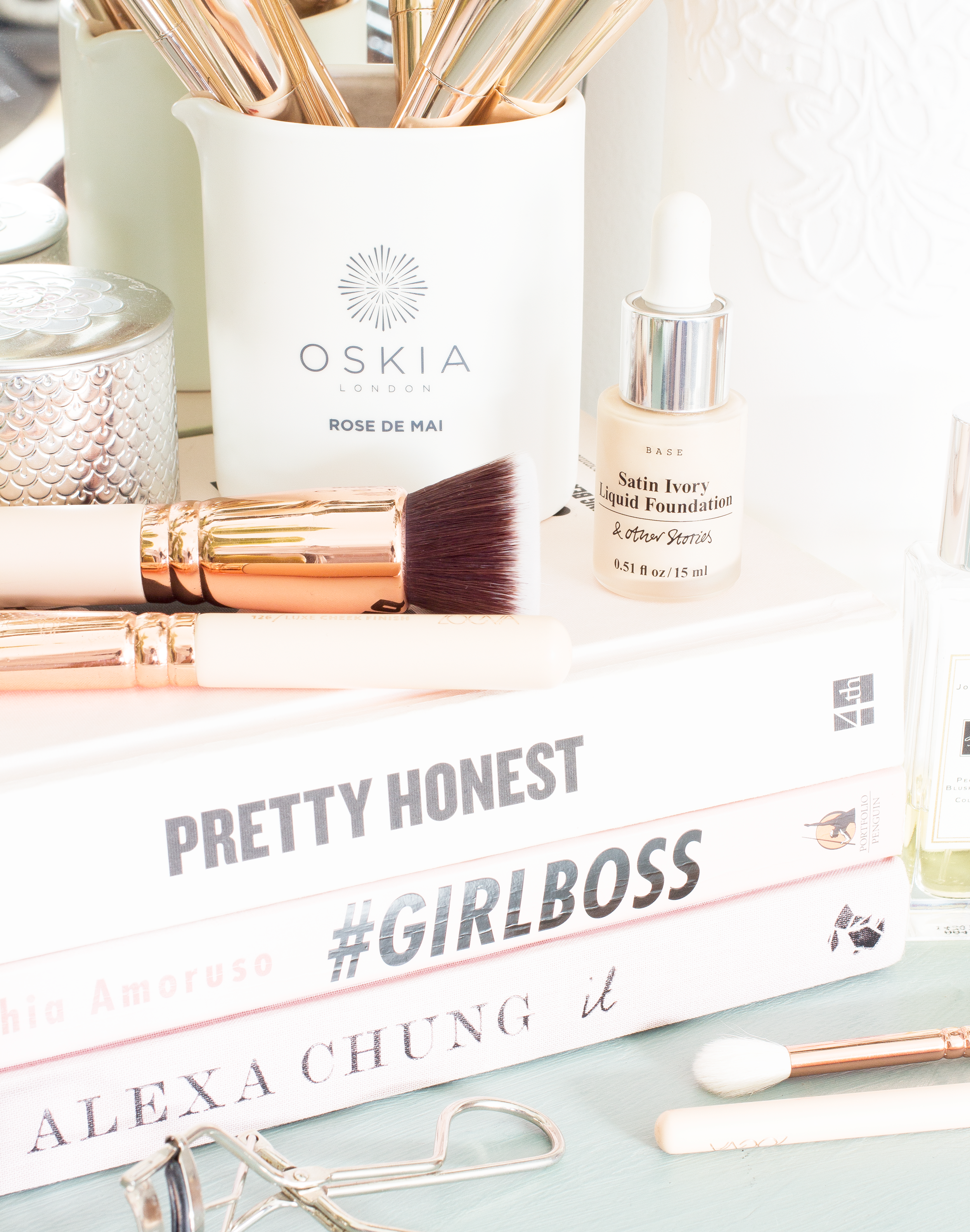 The Makeup Brush Buying Guide