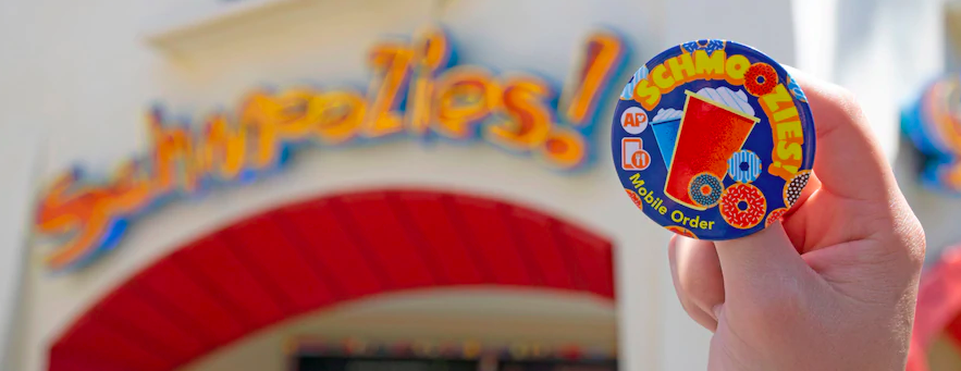 New Annual Passholder Mobile Order Buttons Available At Disneyland 