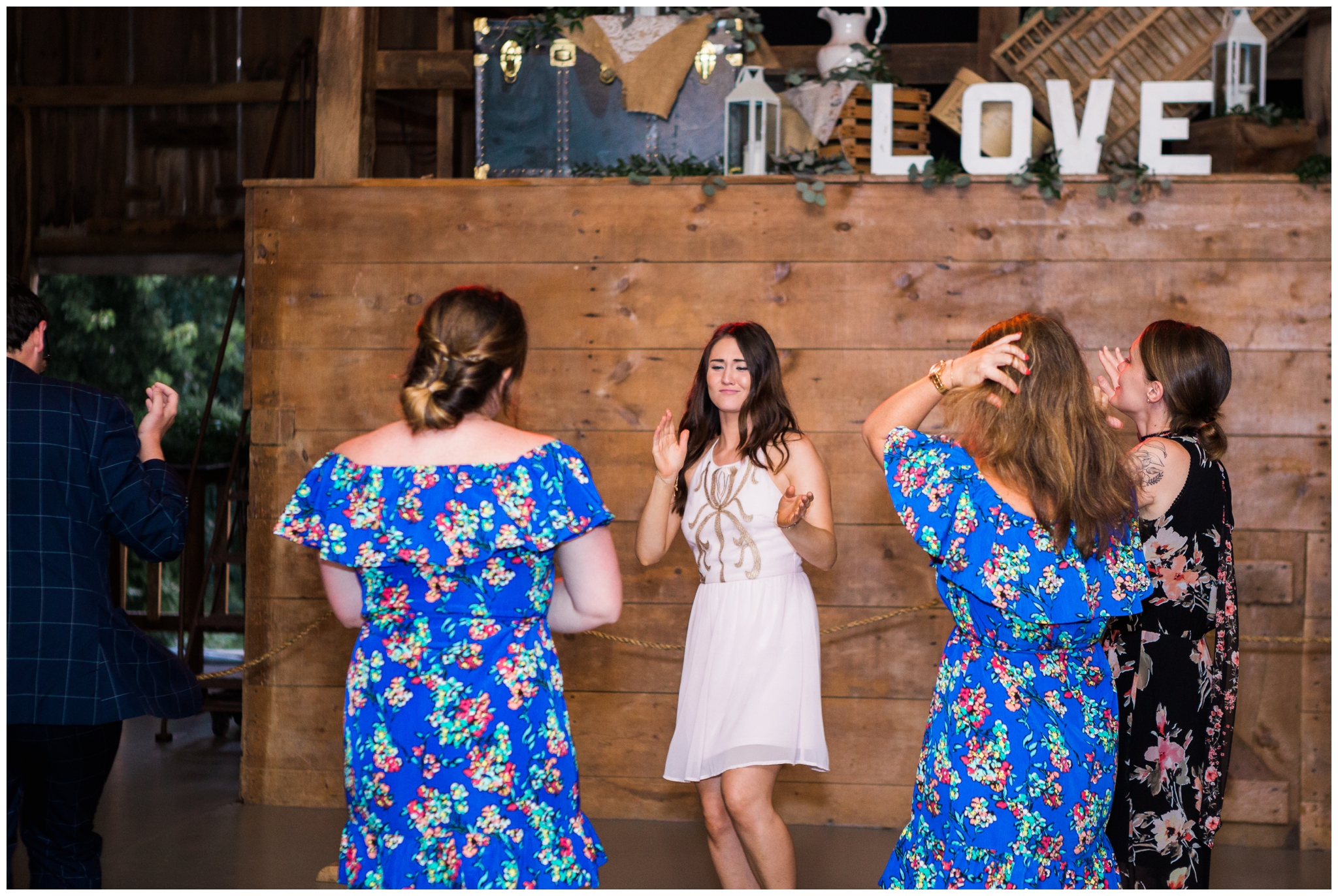 Emily Grace photography, Lancaster PA - Stoltzfus Homestead & Gardens Wedding