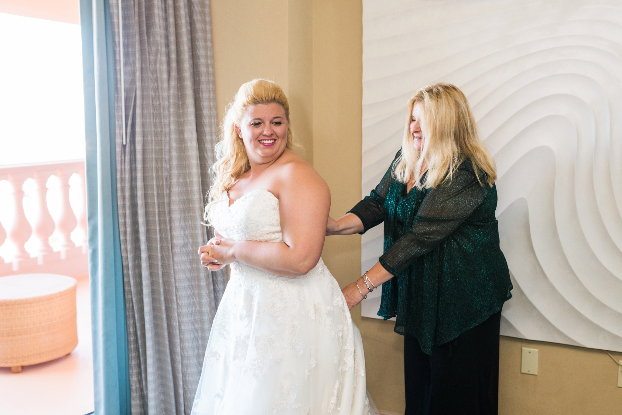 Emily Grace Photography, Bahamas Wedding Photographer, Atlantis Paradise Island Resort