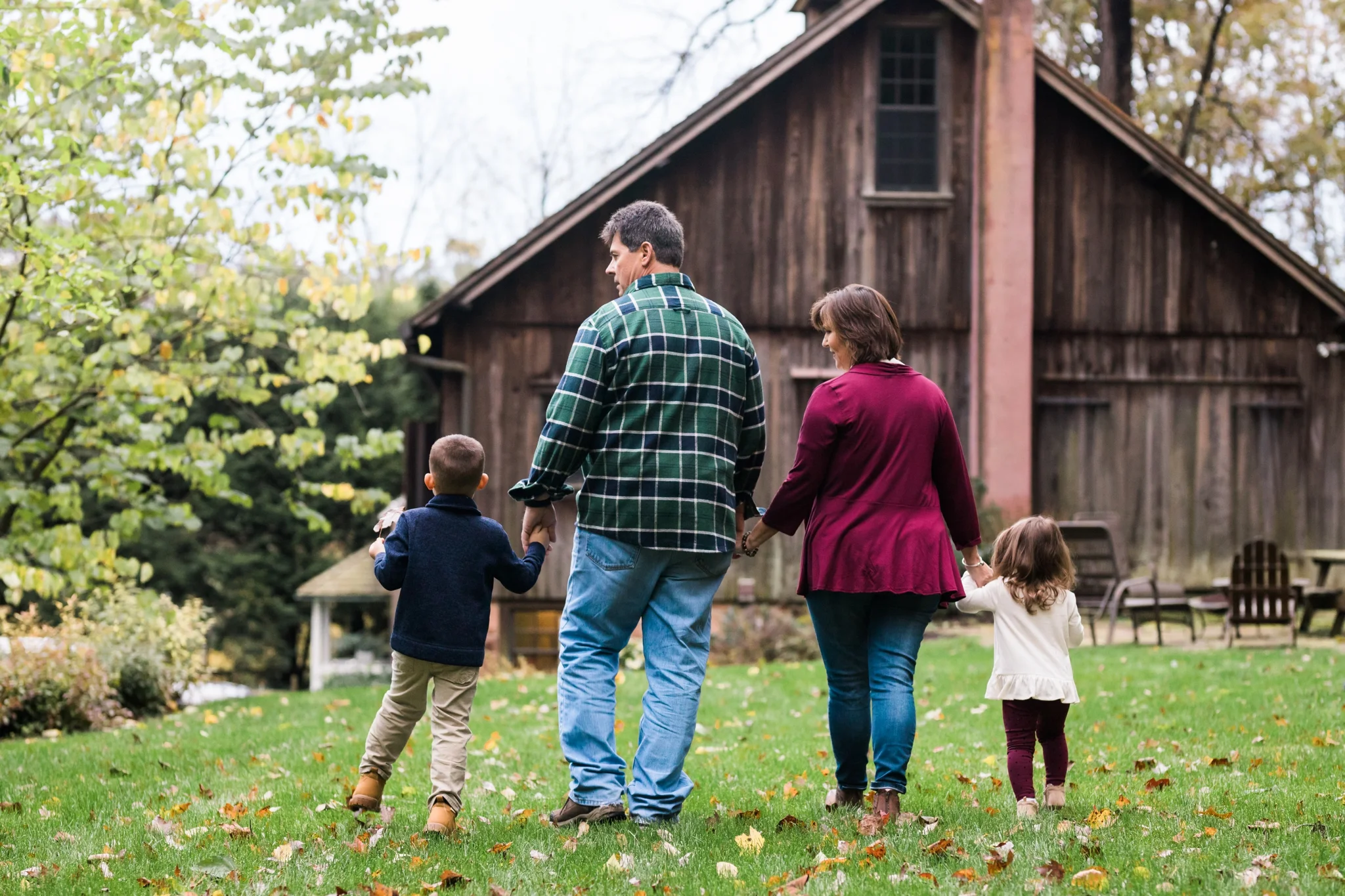 Emily Grace Photography, Lancaster PA Lifestyle Photographer, Fall Extended Family Portraits, Grandparents and grandchildren photos
