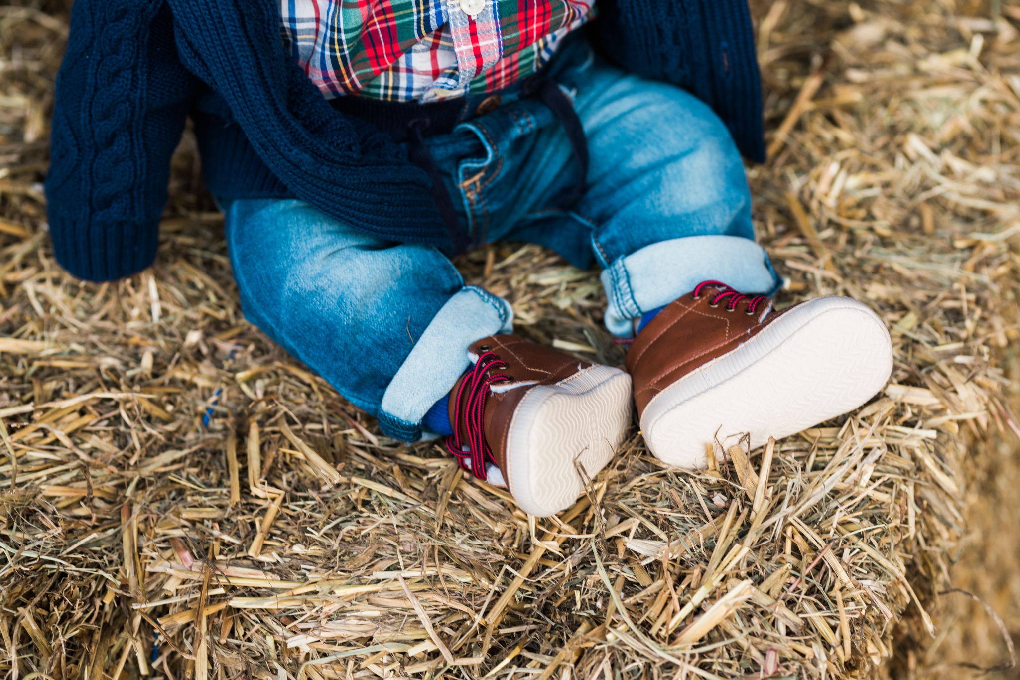 Emily Grace Photography, Elizabethtown Family Portrait Photographer, Rustic Barn Family Photos