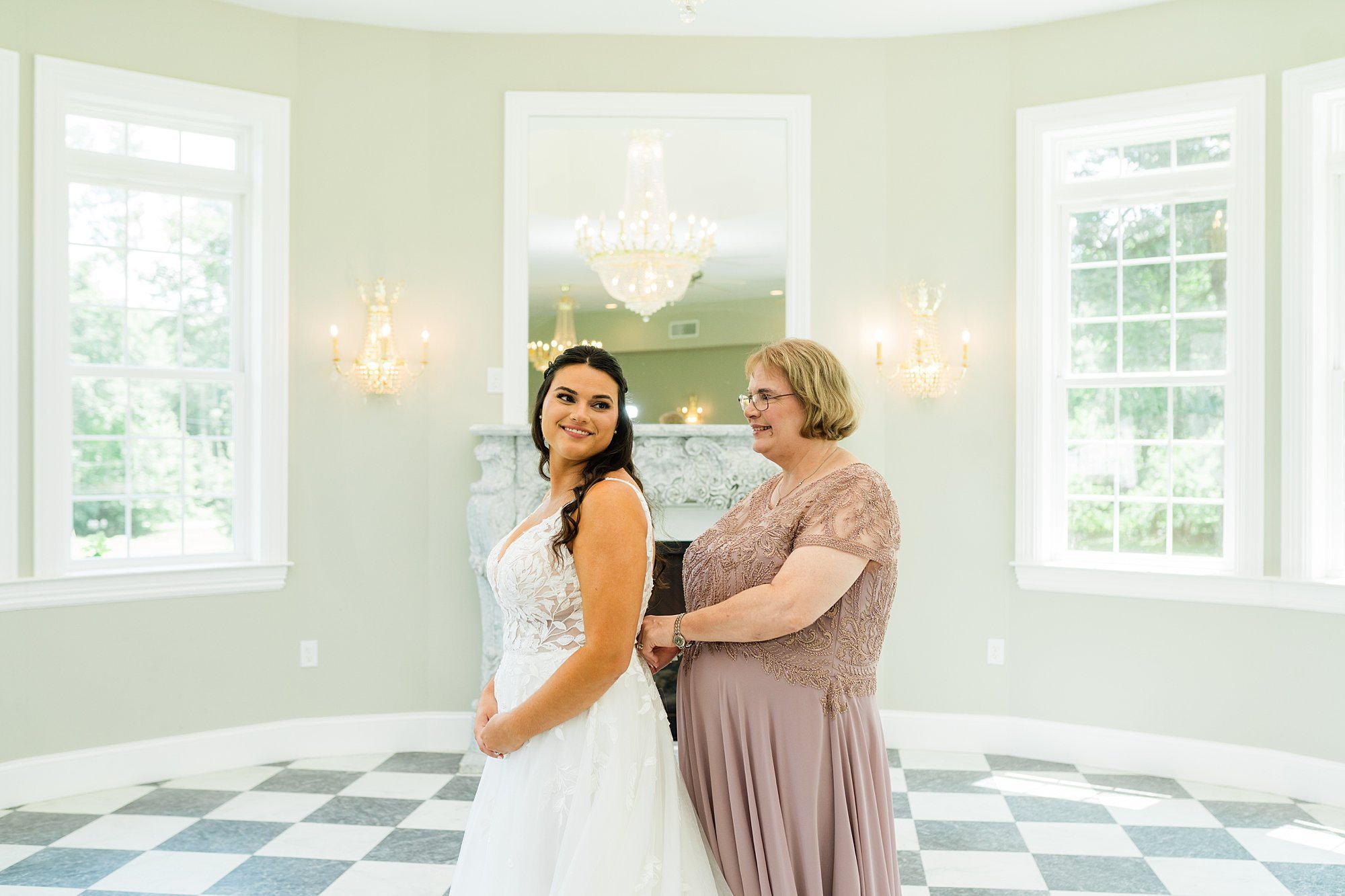 Emily Grace Photo, Mount Joy Wedding Photographer, Cameron Estate Inn Wedding Photos, Cameron Estate Inn Summer Wedding, Elizabethtown PA Wedding Photographer
