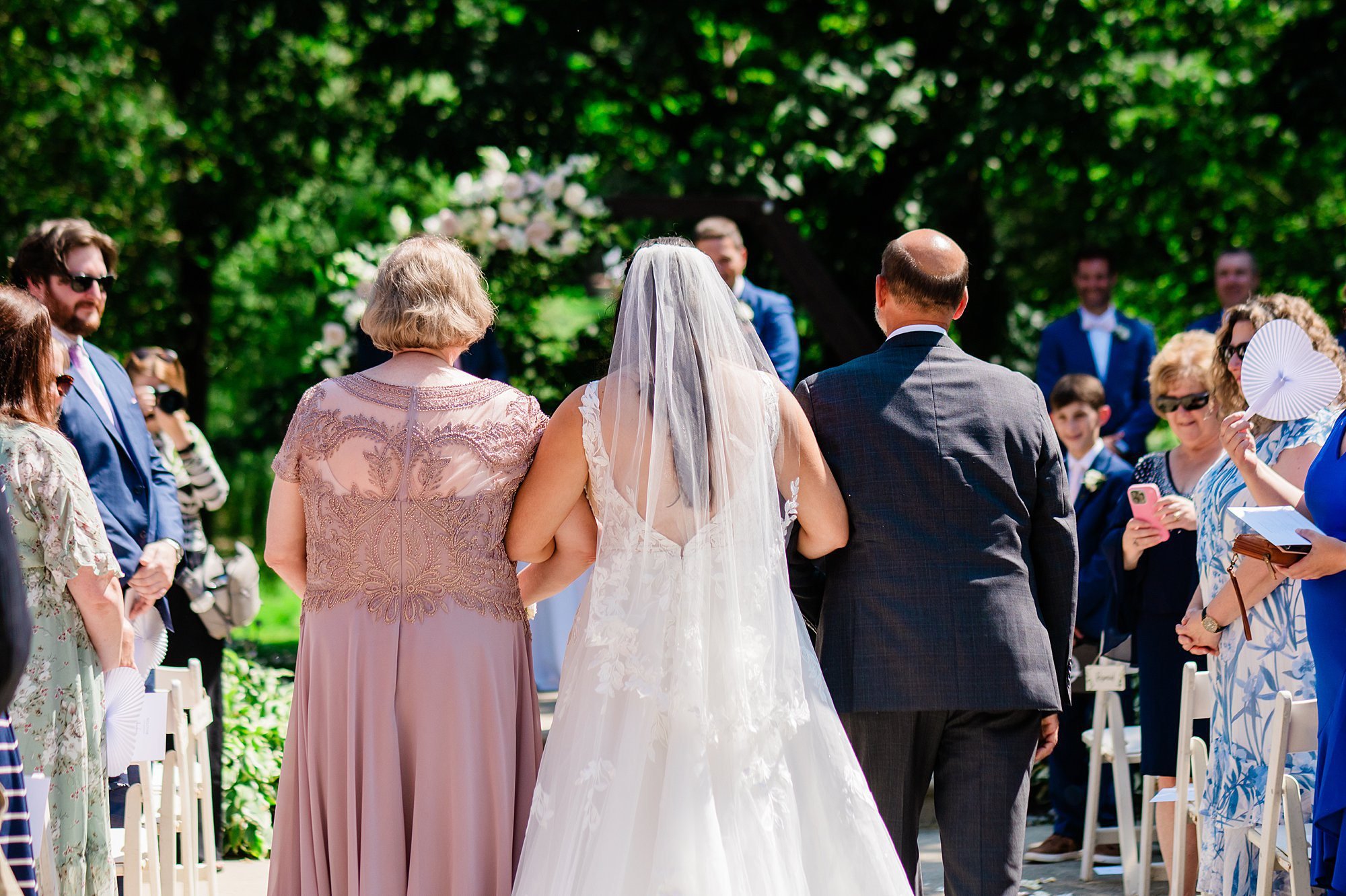 Emily Grace Photo, Mount Joy Wedding Photographer, Cameron Estate Inn Wedding Photos, Cameron Estate Inn Summer Wedding, Elizabethtown PA Wedding Photographer