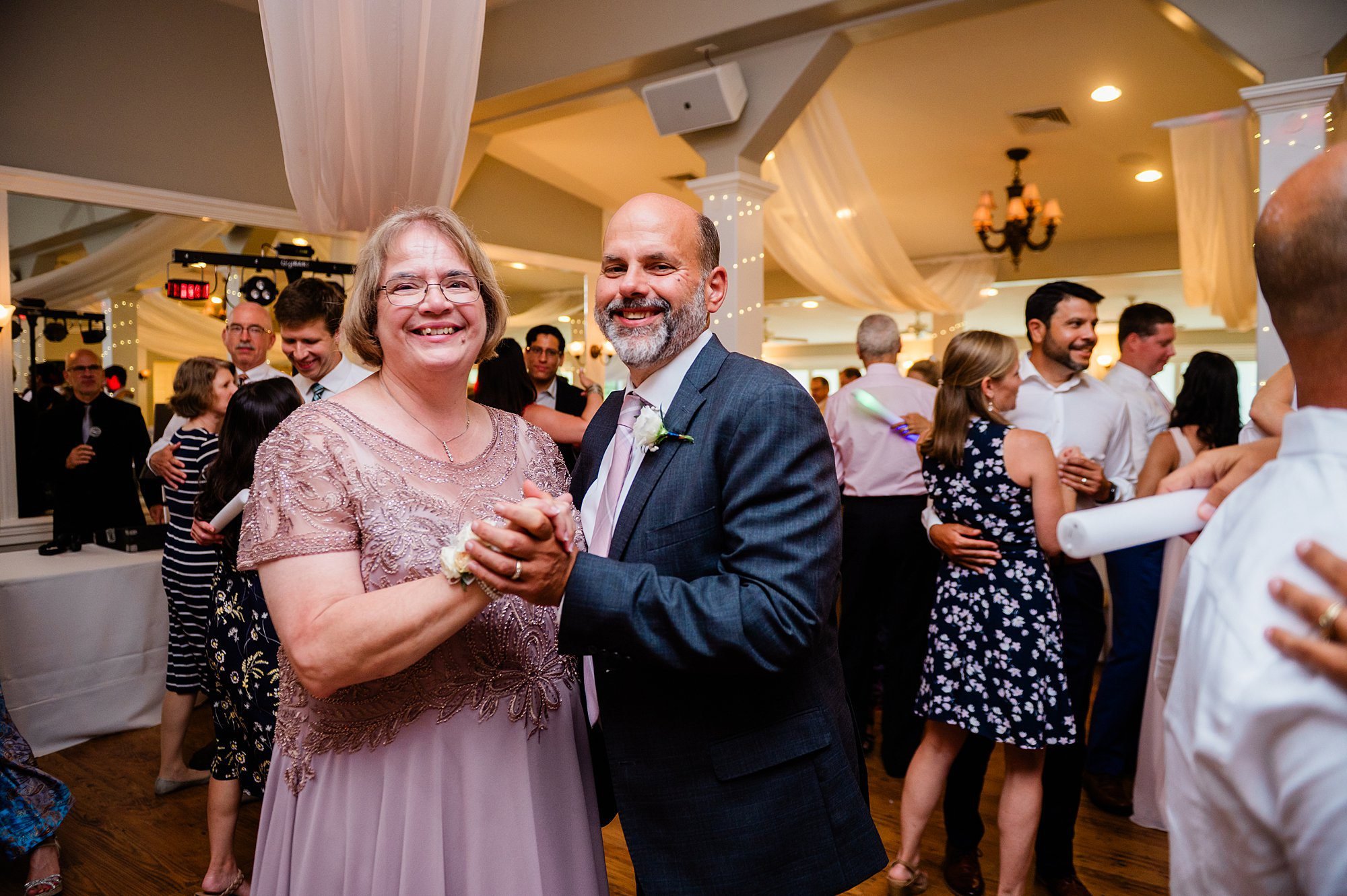 Emily Grace Photo, Mount Joy Wedding Photographer, Cameron Estate Inn Wedding Photos, Cameron Estate Inn Summer Wedding, Elizabethtown PA Wedding Photographer