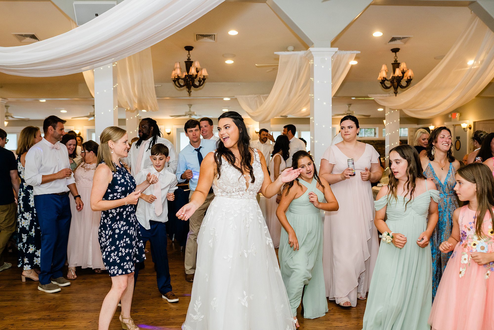 Emily Grace Photo, Mount Joy Wedding Photographer, Cameron Estate Inn Wedding Photos, Cameron Estate Inn Summer Wedding, Elizabethtown PA Wedding Photographer