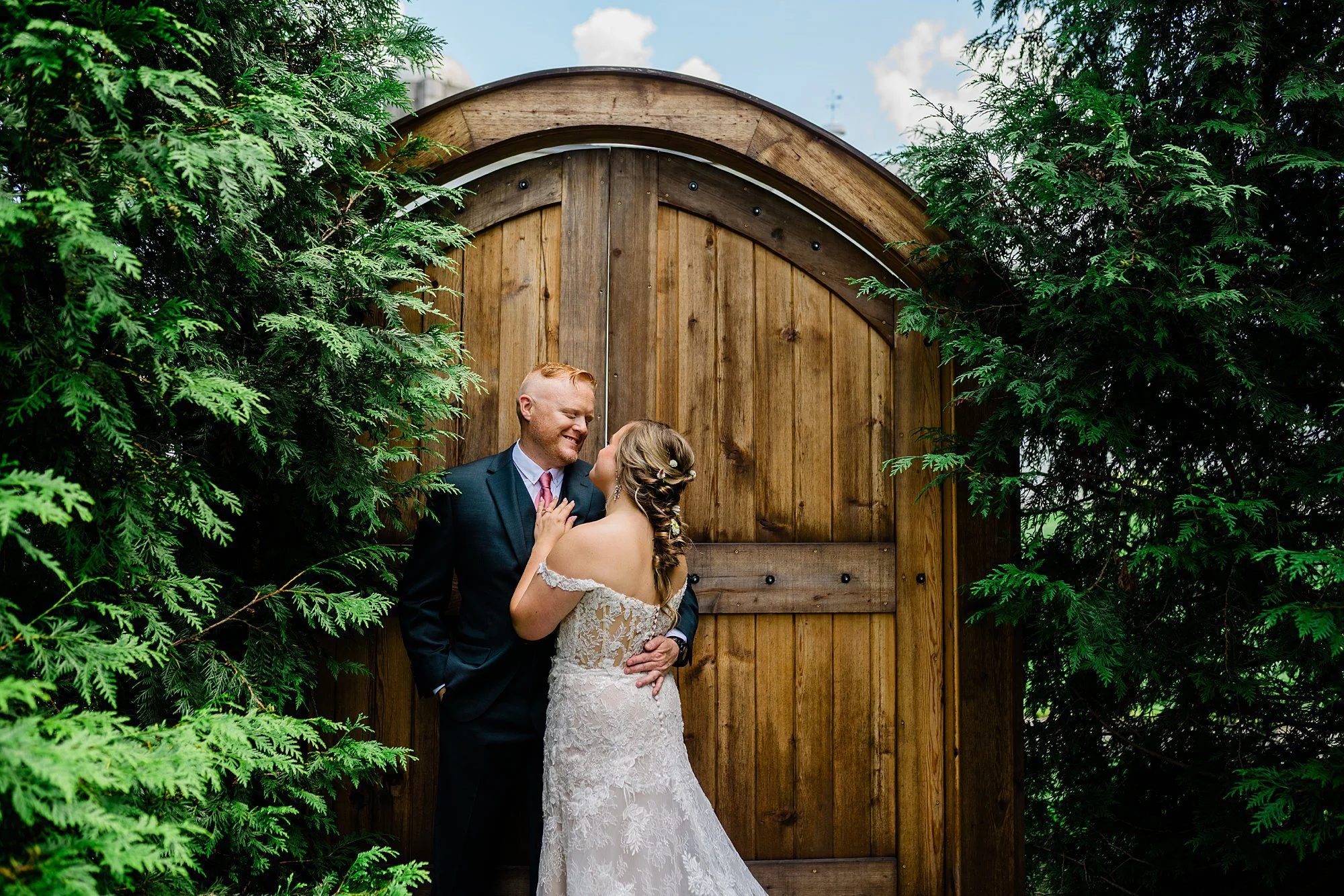 Emily grace photo, stoltzfus homestead and garden wedding photos, lancaster pa wedding photographer, stoltzfus homestead and gardens wedding photographer, gordonville pa wedding photographer