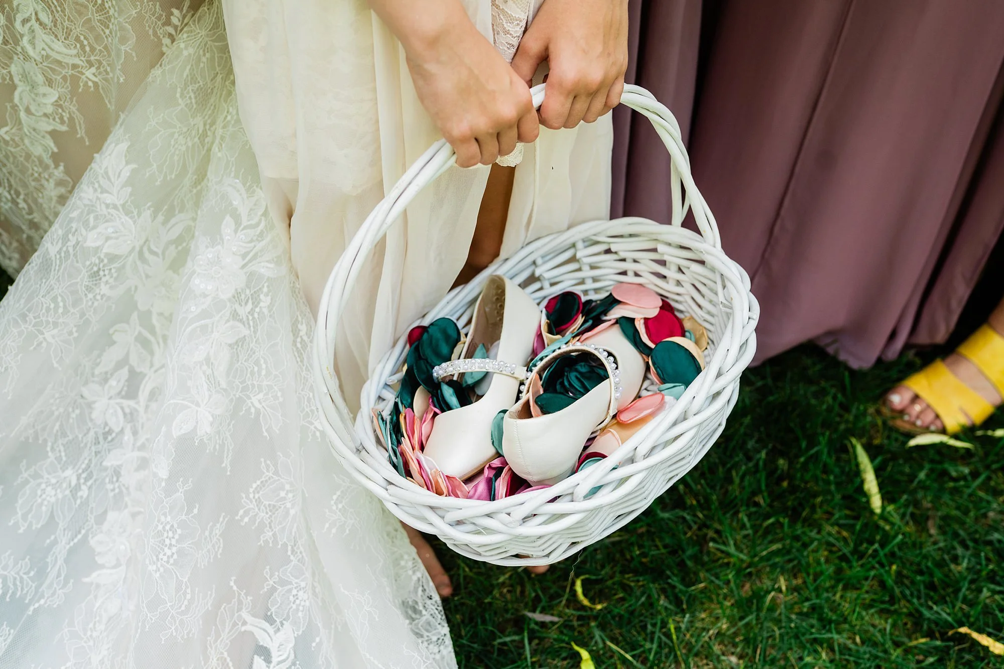Emily grace photo, stoltzfus homestead and garden wedding photos, lancaster pa wedding photographer, stoltzfus homestead and gardens wedding photographer, gordonville pa wedding photographer