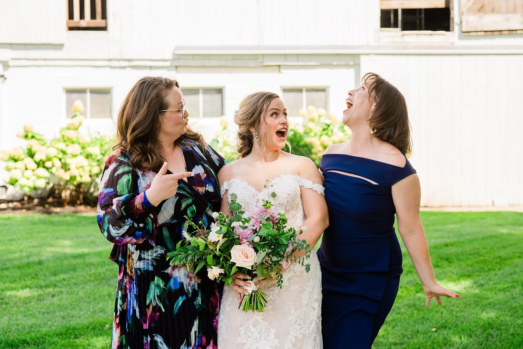 Emily grace photo, stoltzfus homestead and garden wedding photos, lancaster pa wedding photographer, stoltzfus homestead and gardens wedding photographer, gordonville pa wedding photographer