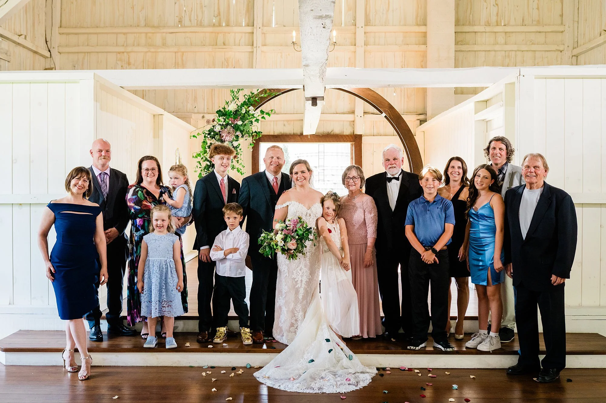 Emily grace photo, stoltzfus homestead and garden wedding photos, lancaster pa wedding photographer, stoltzfus homestead and gardens wedding photographer, gordonville pa wedding photographer