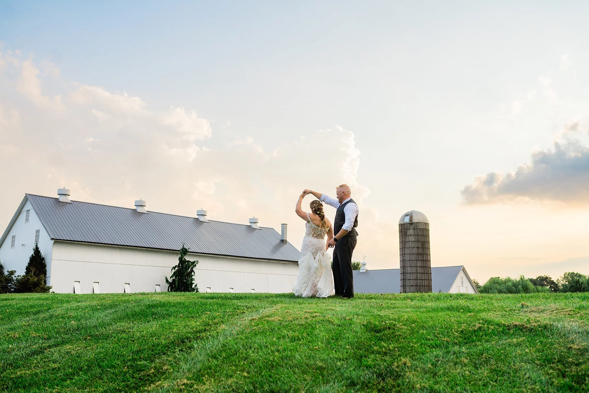Emily grace photo, stoltzfus homestead and garden wedding photos, lancaster pa wedding photographer, stoltzfus homestead and gardens wedding photographer, gordonville pa wedding photographer