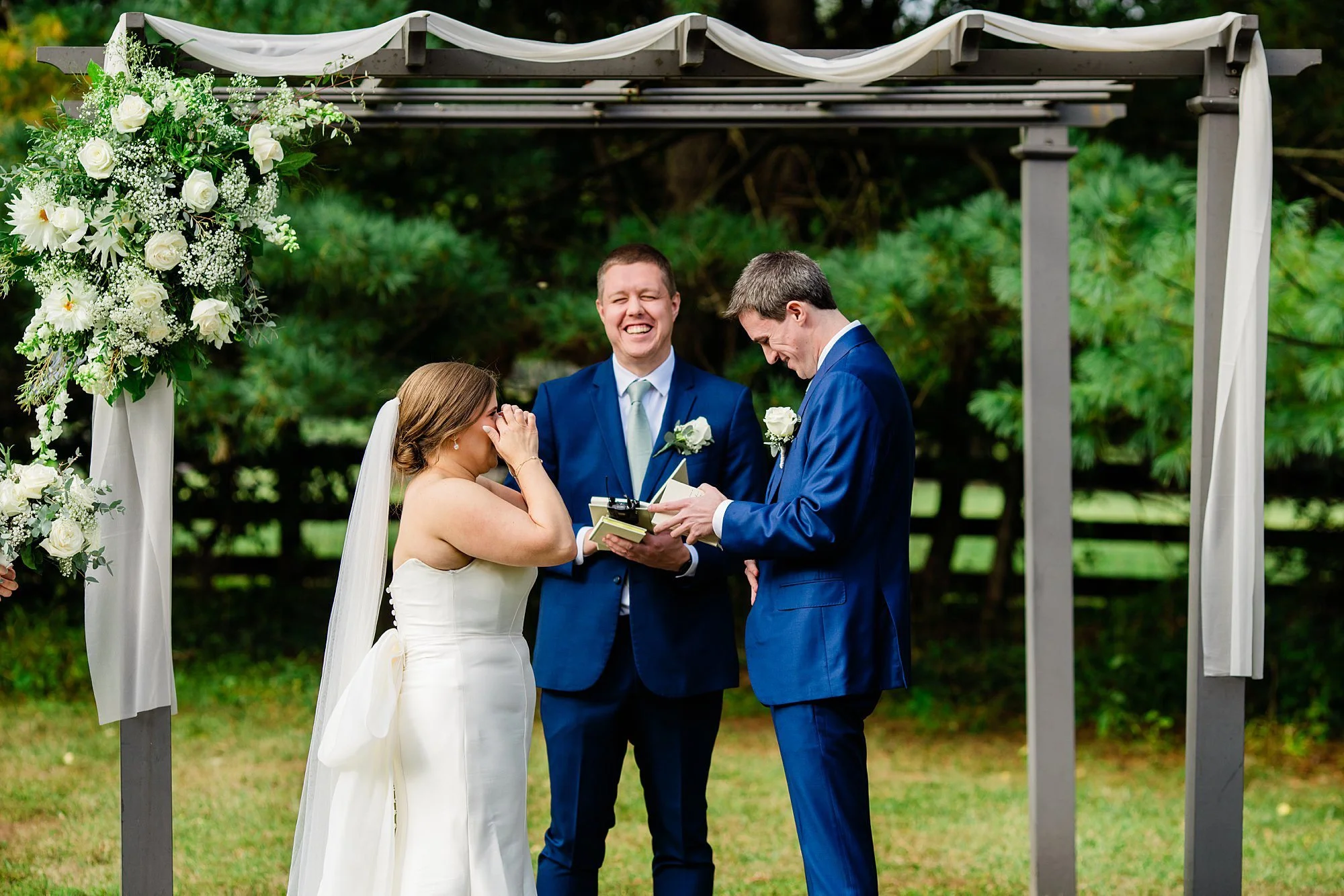 emily grace photo, fall wedding at the manor tavern, the manor tavern Maryland wedding, Maryland wedding photographer, York pa wedding photographer
