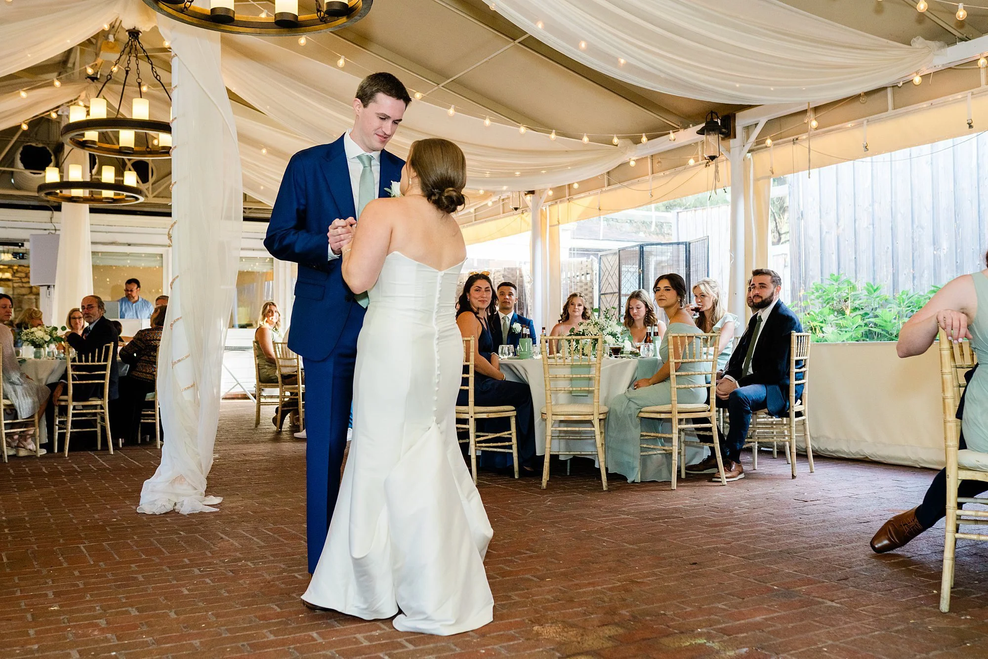 emily grace photo, fall wedding at the manor tavern, the manor tavern Maryland wedding, Maryland wedding photographer, York pa wedding photographer