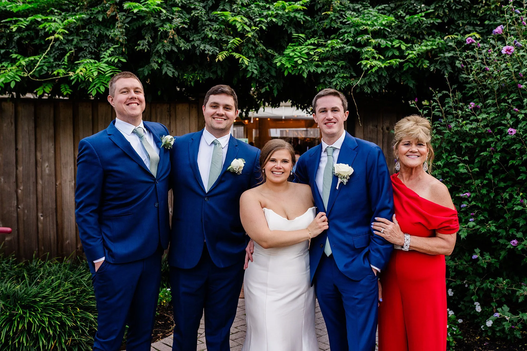 emily grace photo, fall wedding at the manor tavern, the manor tavern Maryland wedding, Maryland wedding photographer, York pa wedding photographer
