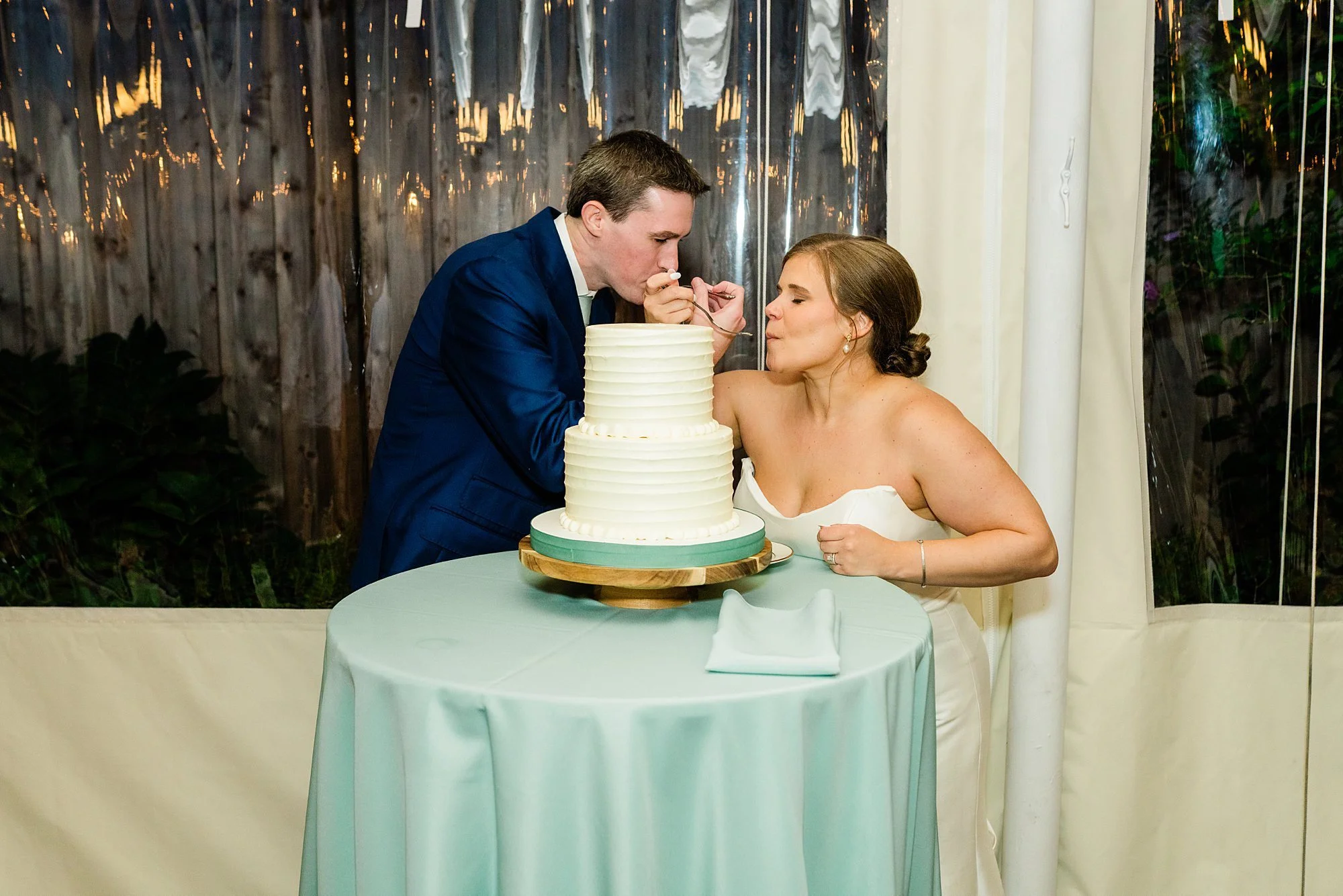 emily grace photo, fall wedding at the manor tavern, the manor tavern Maryland wedding, Maryland wedding photographer, York pa wedding photographer