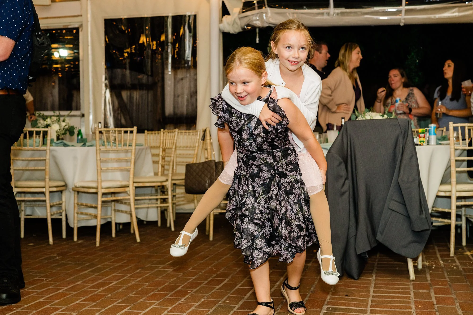 emily grace photo, fall wedding at the manor tavern, the manor tavern Maryland wedding, Maryland wedding photographer, York pa wedding photographer