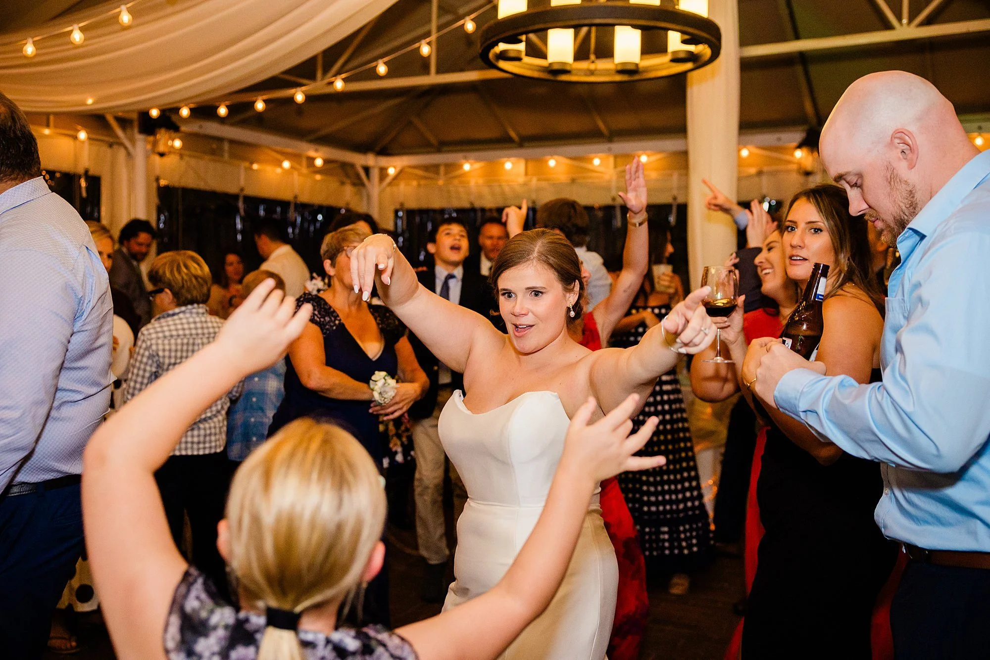 emily grace photo, fall wedding at the manor tavern, the manor tavern Maryland wedding, Maryland wedding photographer, York pa wedding photographer