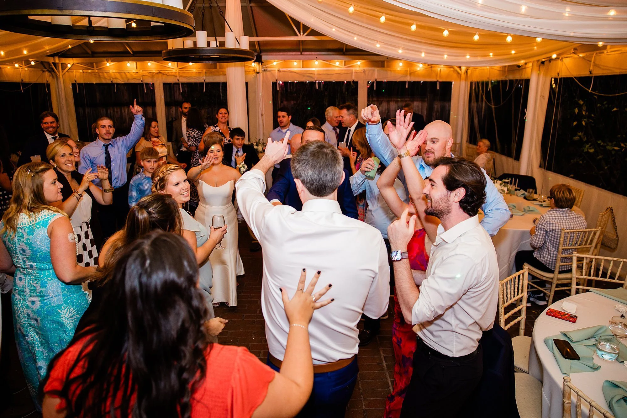 emily grace photo, fall wedding at the manor tavern, the manor tavern Maryland wedding, Maryland wedding photographer, York pa wedding photographer