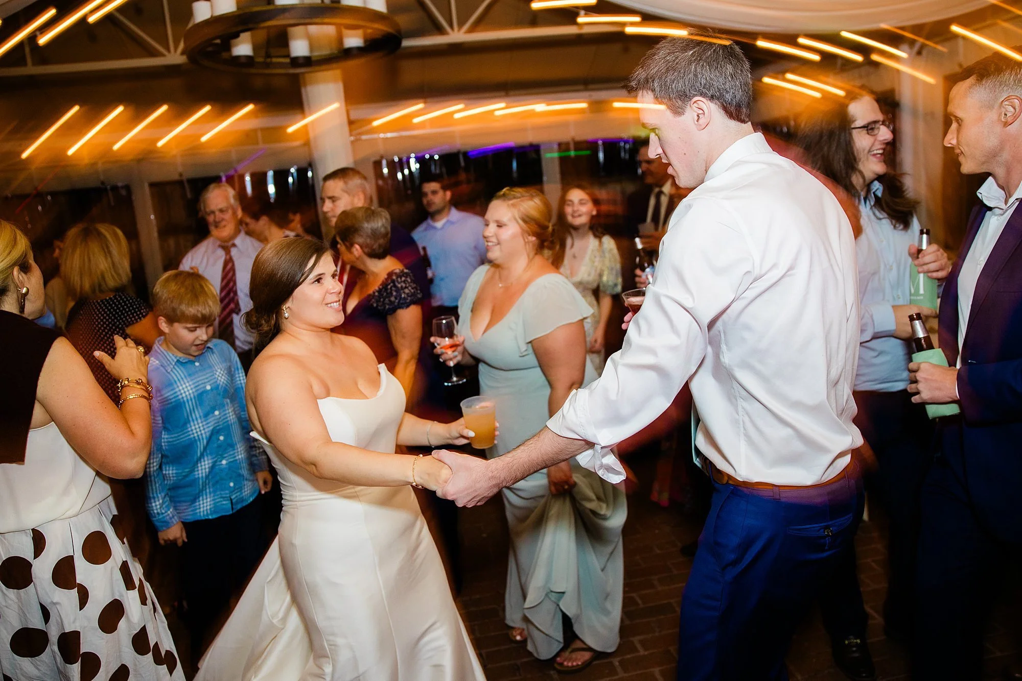 emily grace photo, fall wedding at the manor tavern, the manor tavern Maryland wedding, Maryland wedding photographer, York pa wedding photographer