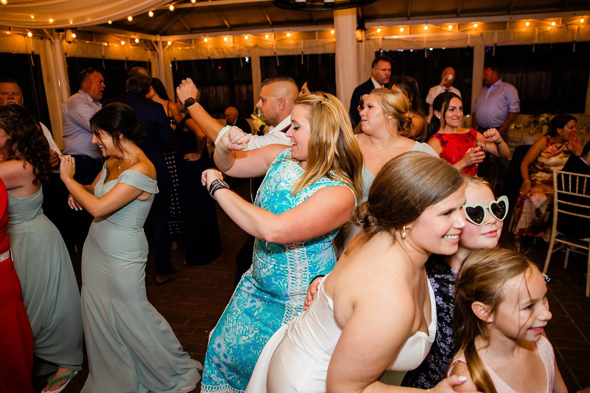 emily grace photo, fall wedding at the manor tavern, the manor tavern Maryland wedding, Maryland wedding photographer, York pa wedding photographer