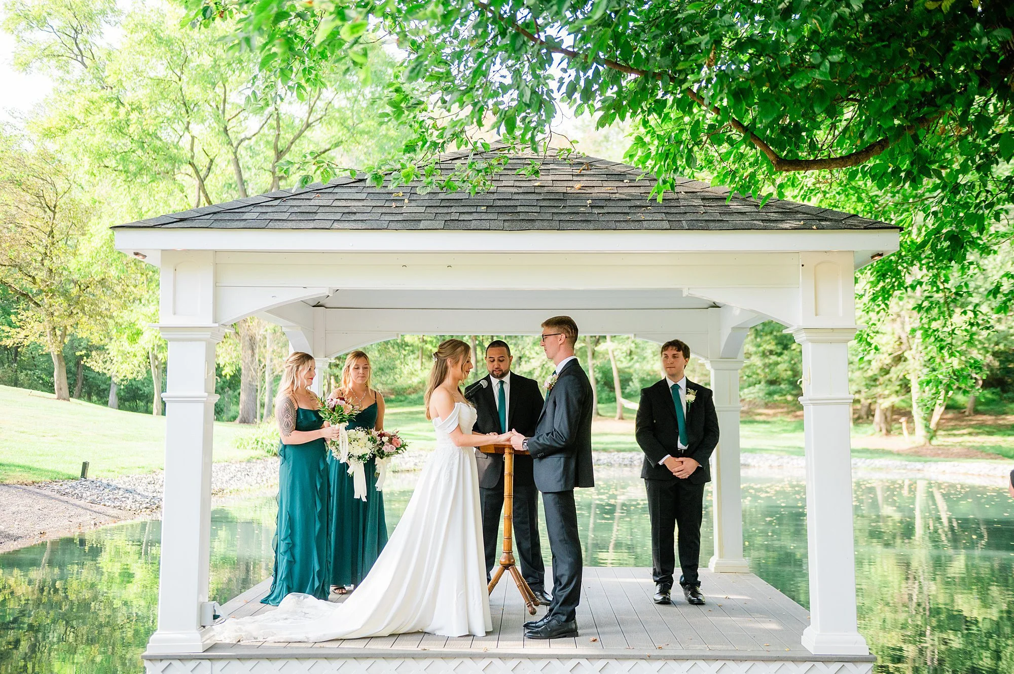 Emily Grace Photo, fall wedding at weddings on memory lane, weddings on memory lane photos, Hershey pa wedding photographer, weddings on memory lane wedding photographer