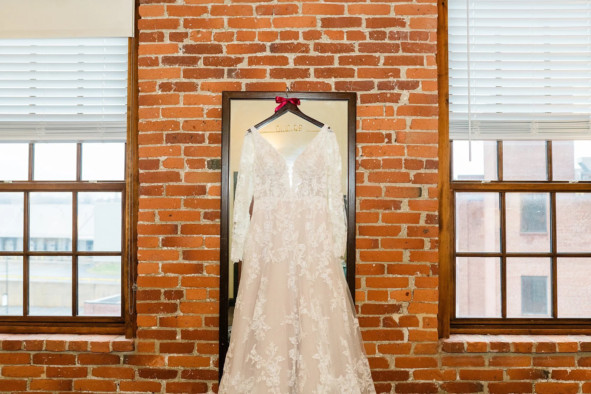 Emily Grace Photo, Riverdale Manor Lancaster PA, Riverdale Manor winter wedding, Riverdale Manor wedding photos, Lancaster PA wedding photographer